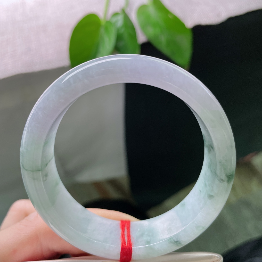 55.2/17.4/8.2紫罗兰正圈，飘花，一帘幽梦，般般入画。宽版，一点皮纹，ss50703a