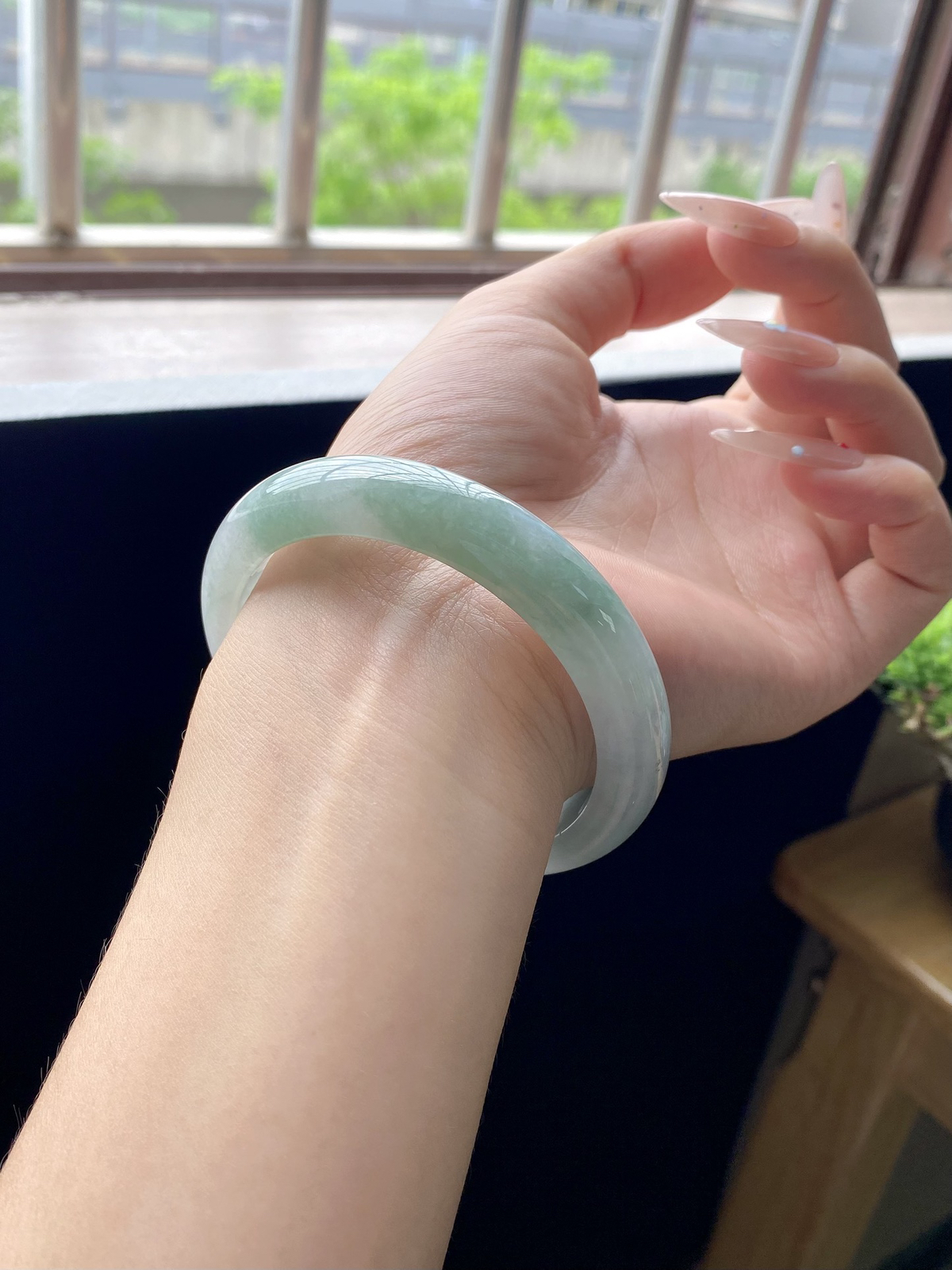 冰晴绿半山水正圈成品（纹裂放漏）
HYY-2060
⭕️59-12-8.6