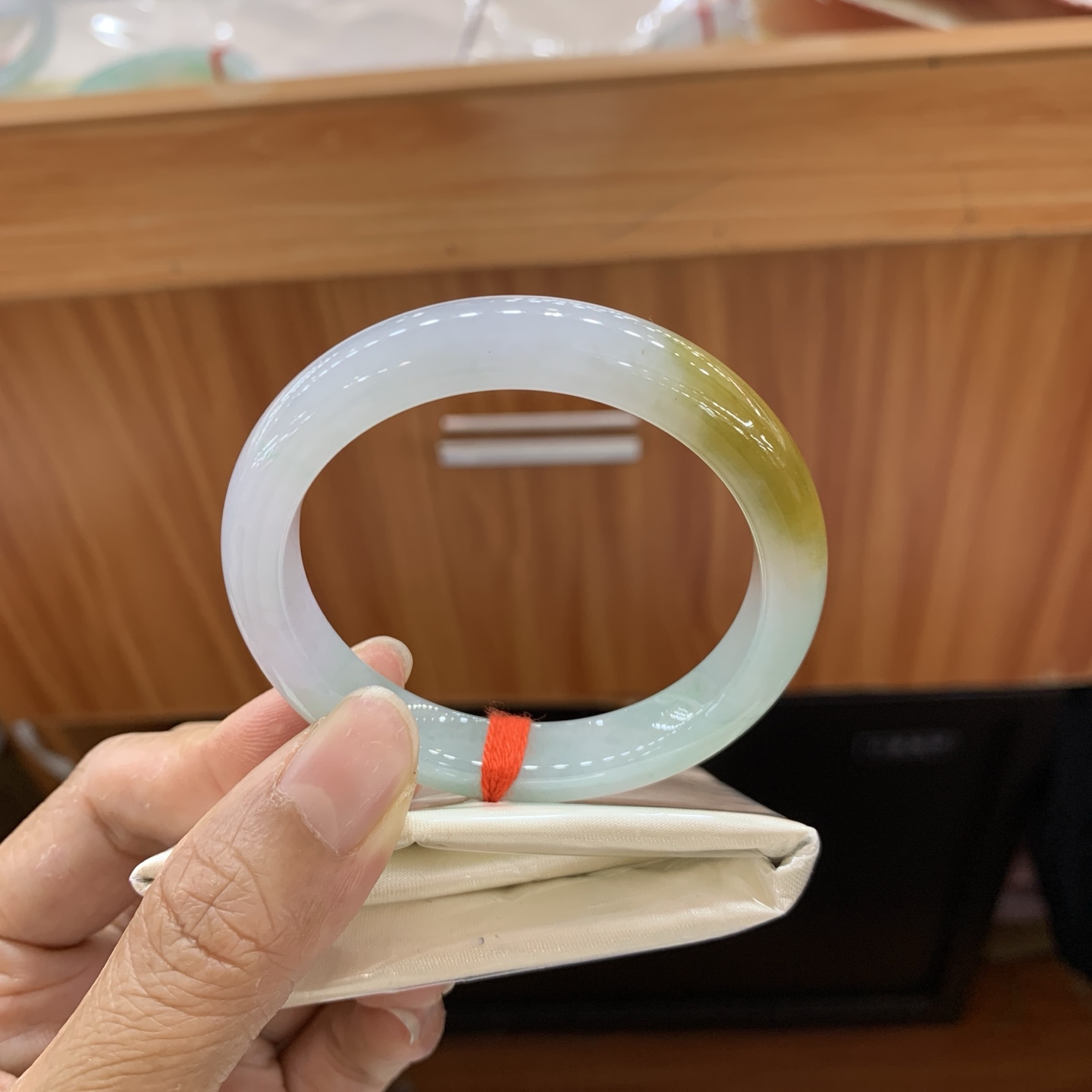 041320FN 双彩正圈翡翠手镯 51-9.9-7.5