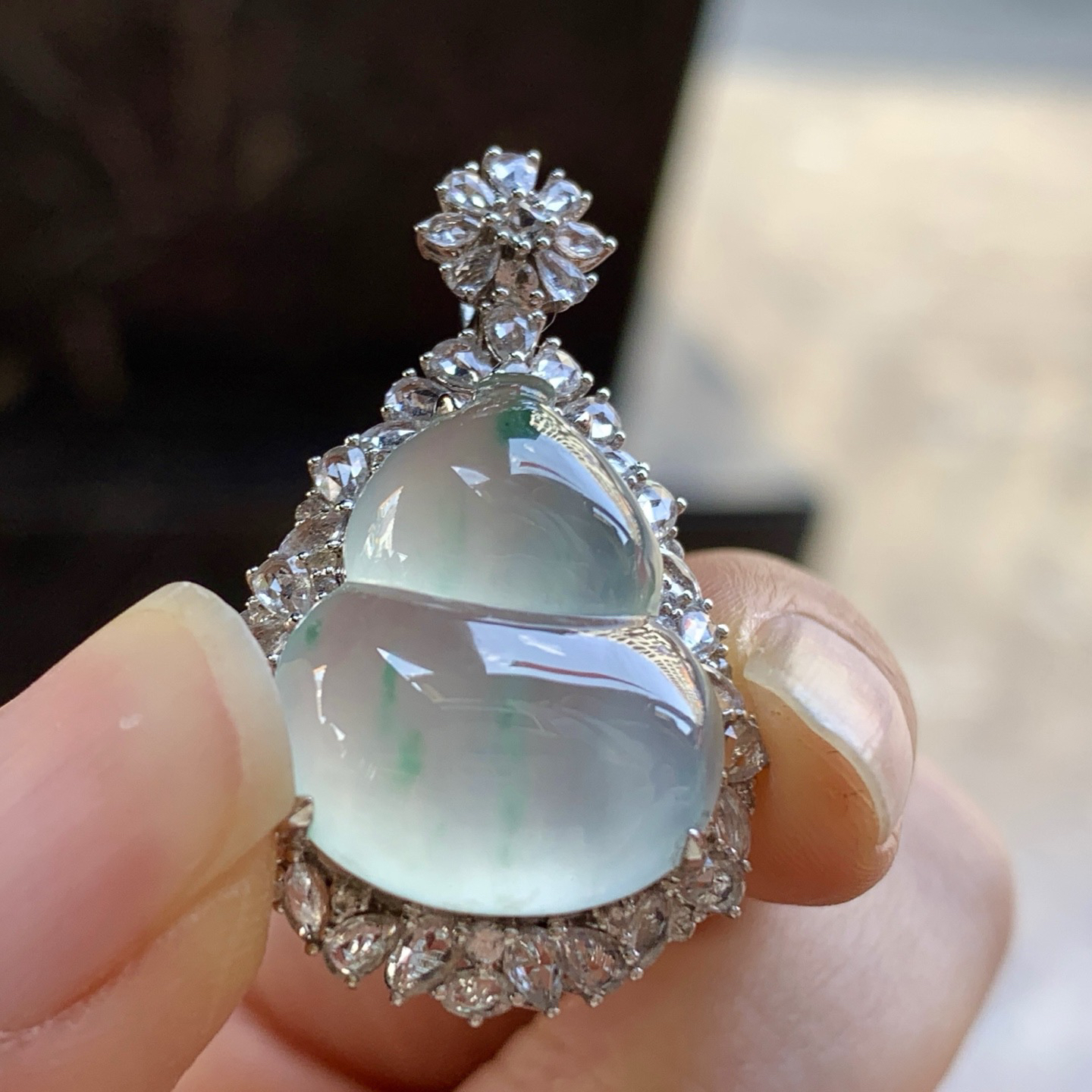 金钻镶嵌冰绿花葫芦^_^冰透 饱满 透亮