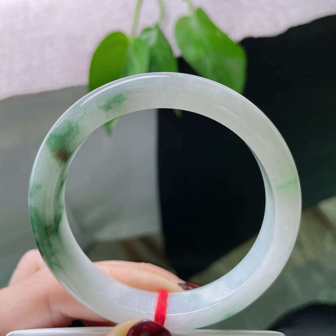 55.8/11.5/7.7飘花正圈，水润细腻，飘逸灵动，婉间风华，贵气，洒金，无裂，ss49365a