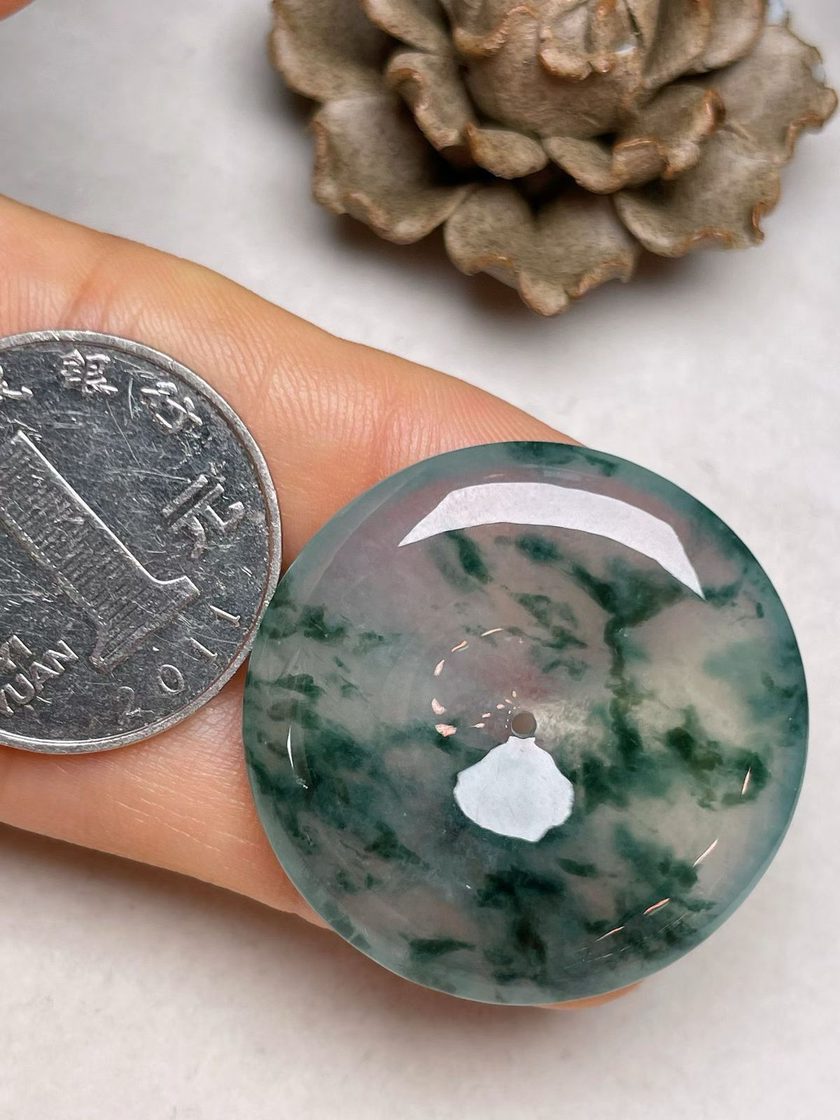 冰种飘花【平安扣】吊坠，种水好，玉质细腻 ，卖相好‘