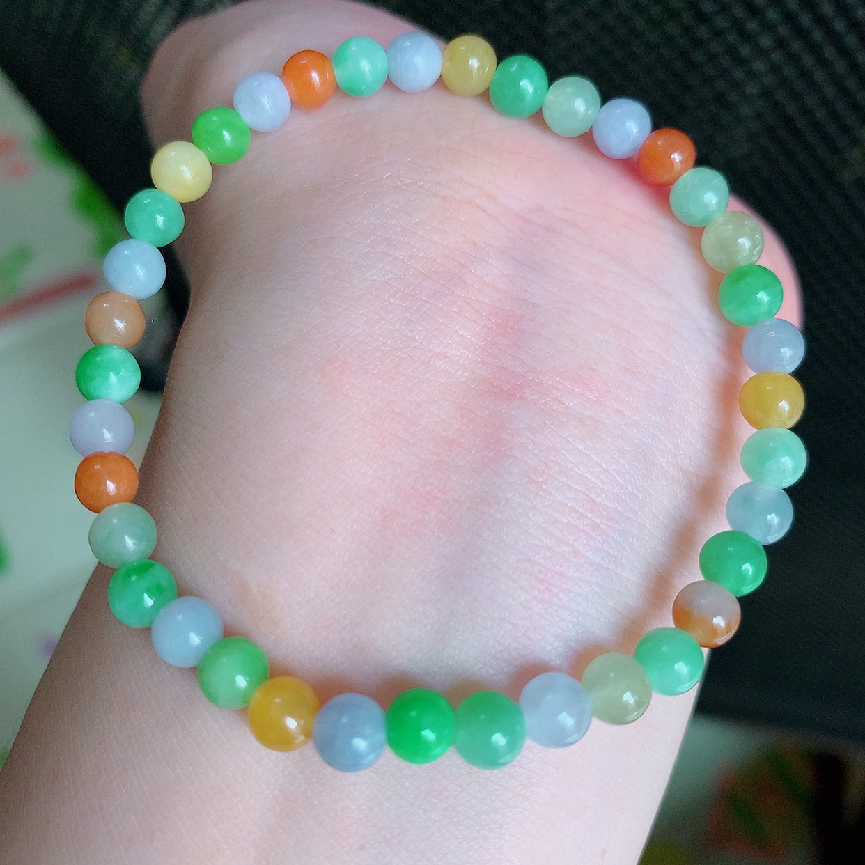 自然光实拍，冰润多宝翡翠手链，多彩翡翠手串，颜色丰富，料子细腻，高档大气，自戴送礼佳品！#001.1