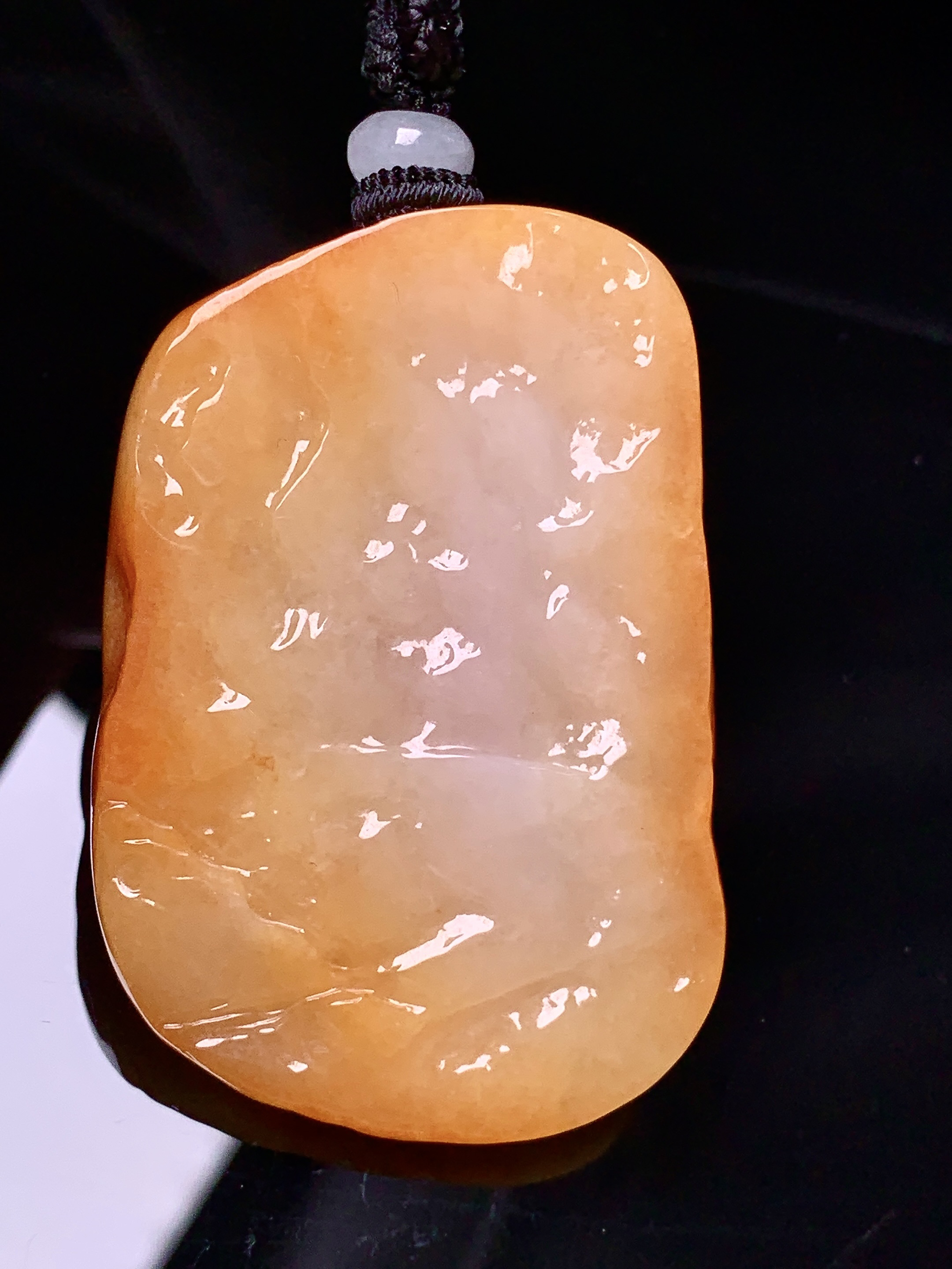 红翡悟道吊坠 玉质细腻 色泽艳丽清新 水润亮眼 整体尺寸48.8*33.5*11w1