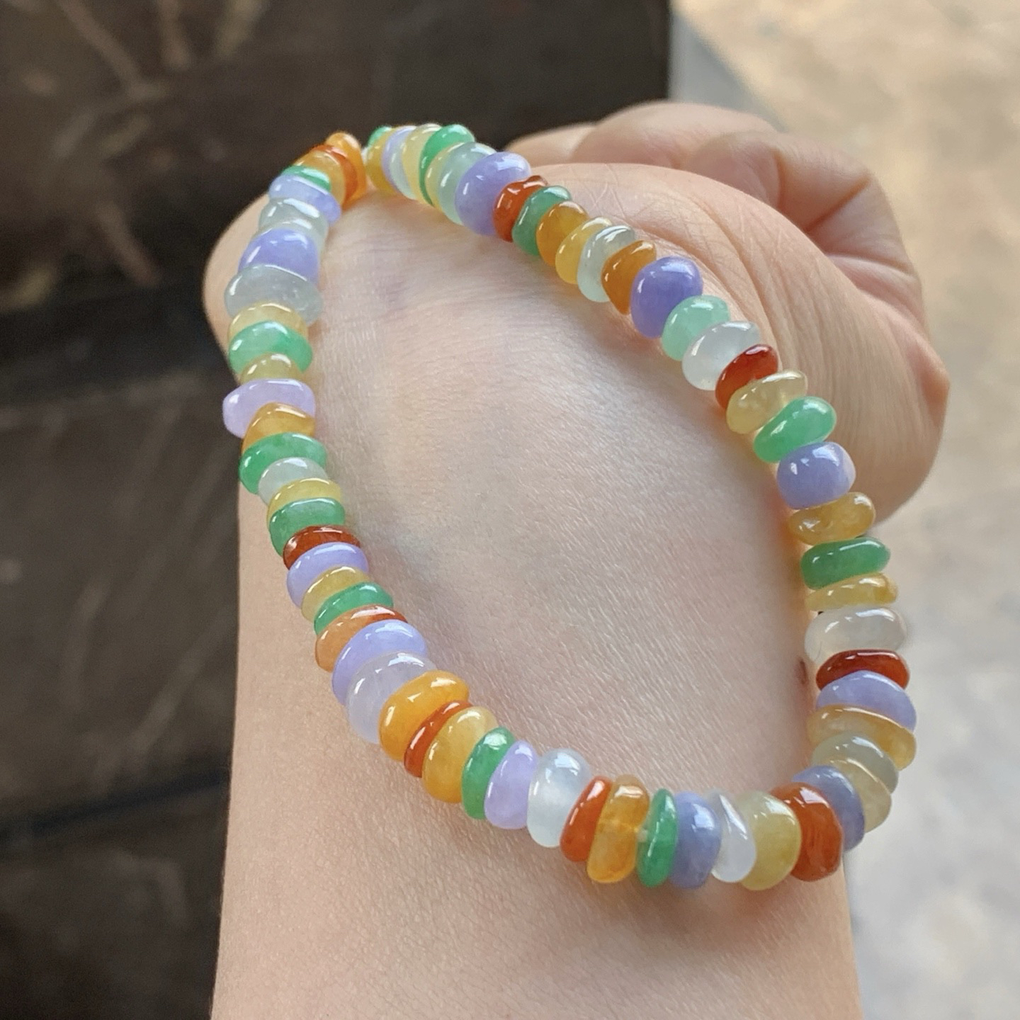 多彩手串^_^鲜艳 玉质温润 特色