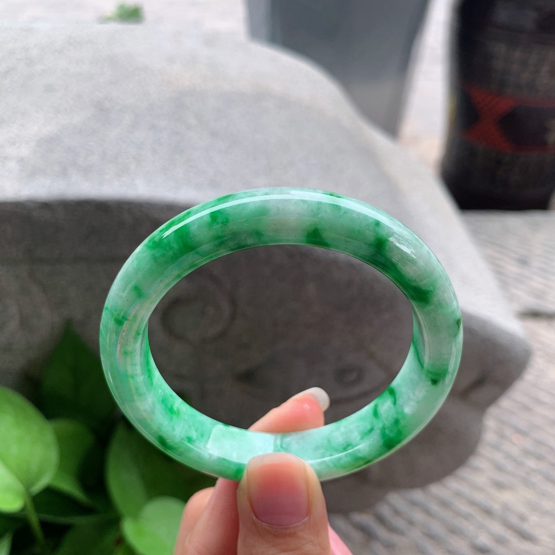 圈口54.7-11.5-8.4 【满绿正圈手镯】正圈54 55可戴