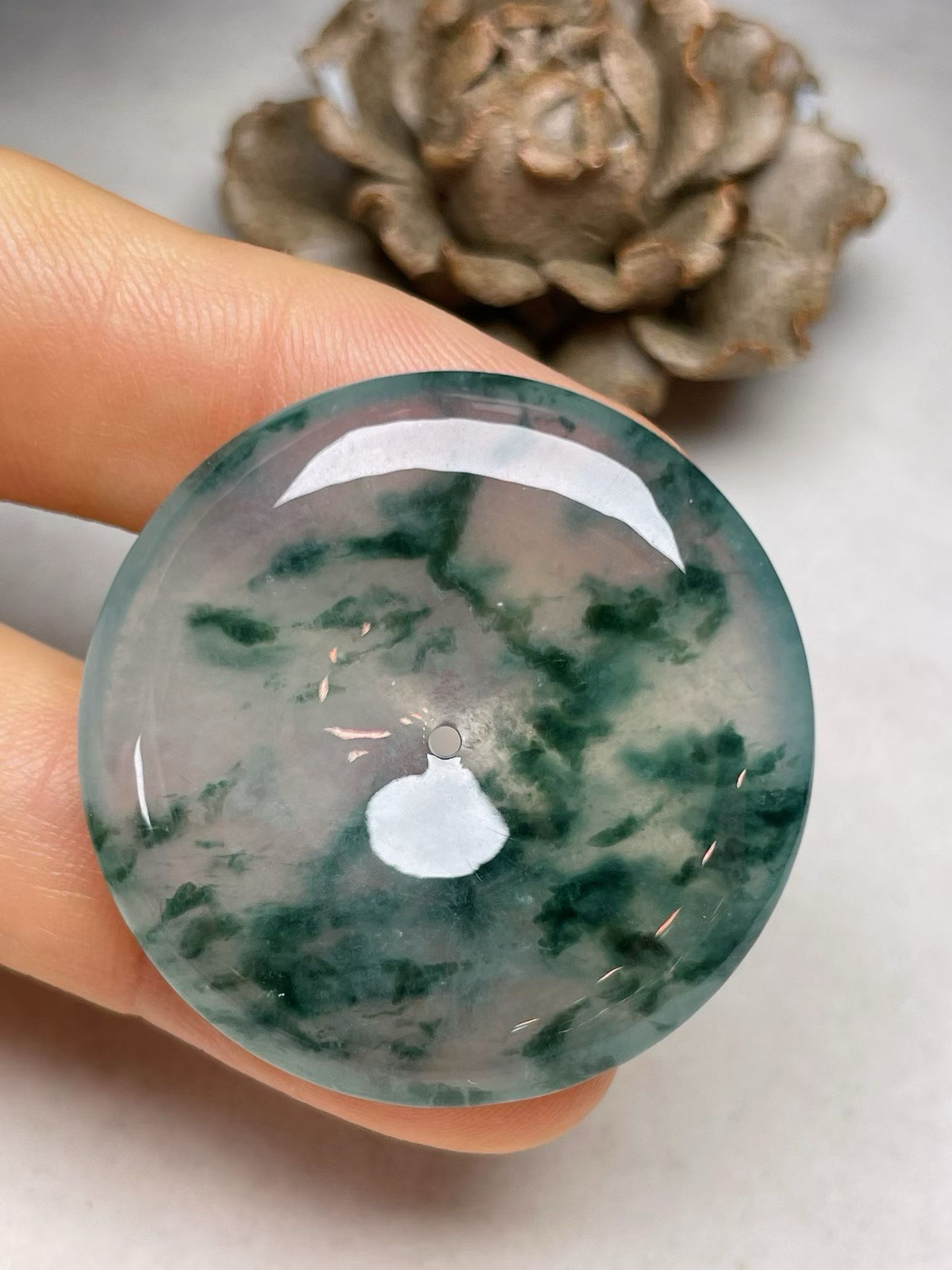 冰种飘花【平安扣】吊坠，种水好，玉质细腻 ，卖相好‘