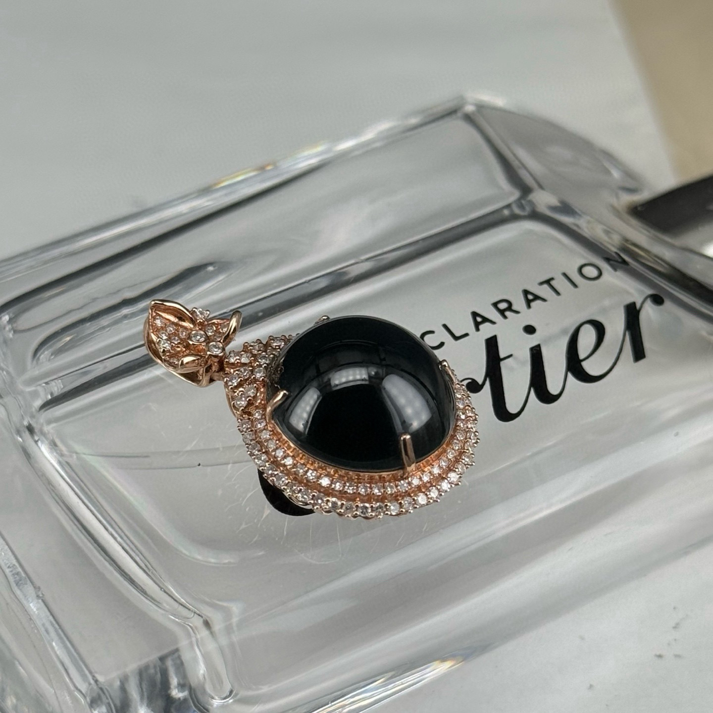 精品18k墨翠蛋面吊坠 种好色正 黑度极好 打灯通透 油性十足 尺寸30.5