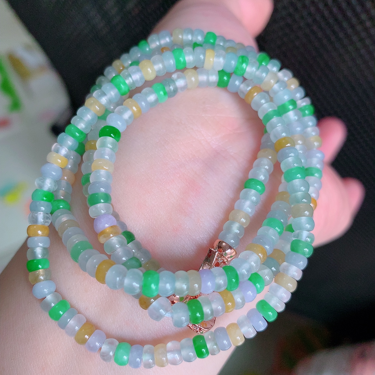 自然光实拍，冰种多宝翡翠项链，冰多彩翡翠珠链，颜色丰富，料子细腻，高档大气，自戴送礼佳品！#001.1取一尺寸4.5