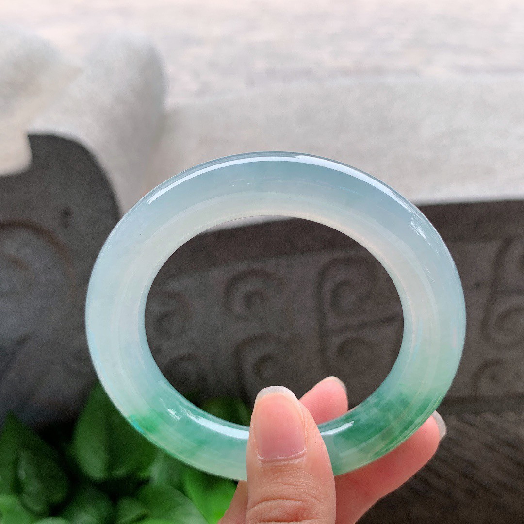 小圈口 53.8-11.7【冰种飘绿花圆条手镯】圆条53 54可戴