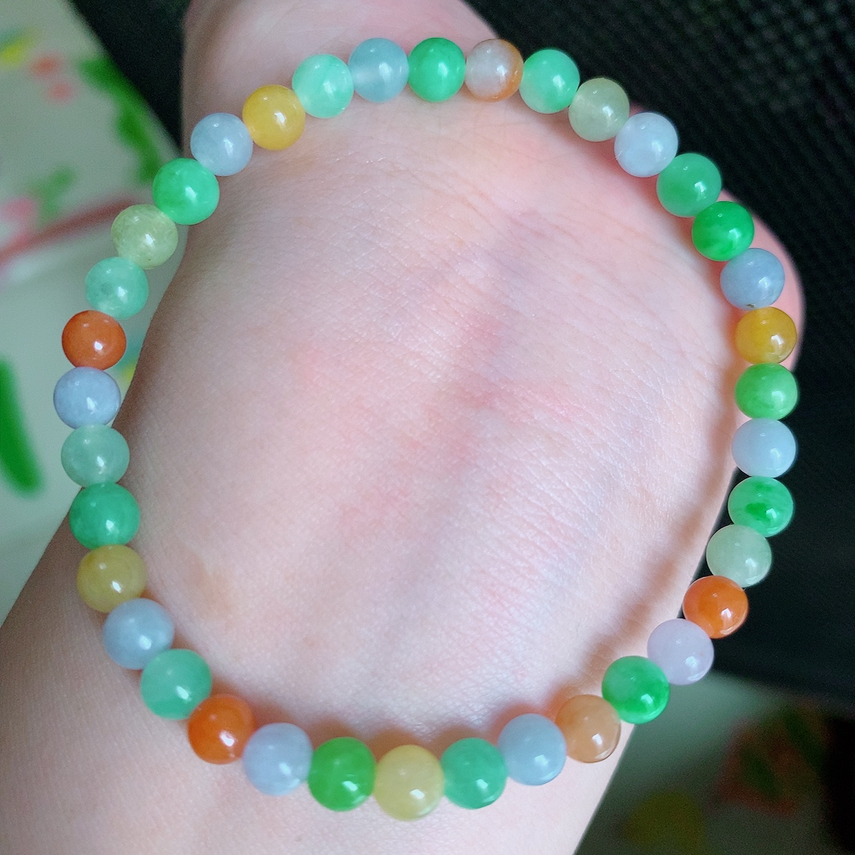 自然光实拍，冰润多宝翡翠手链，多彩翡翠手串，颜色丰富，料子细腻，高档大气，自戴送礼佳品！#001.1取一尺寸5mm