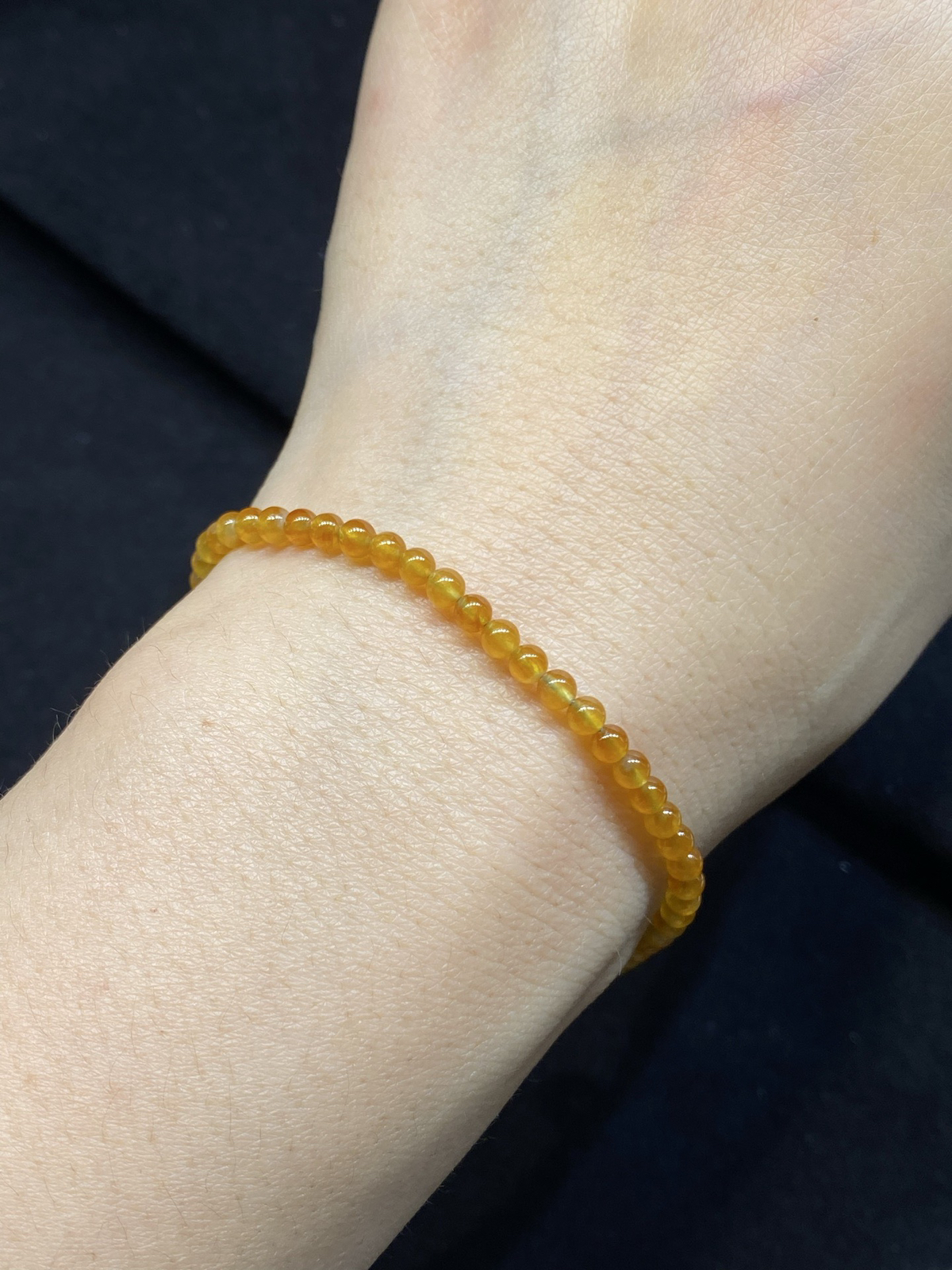 冰黄翡 焦糖黄 小米珠 手串
卡3.8