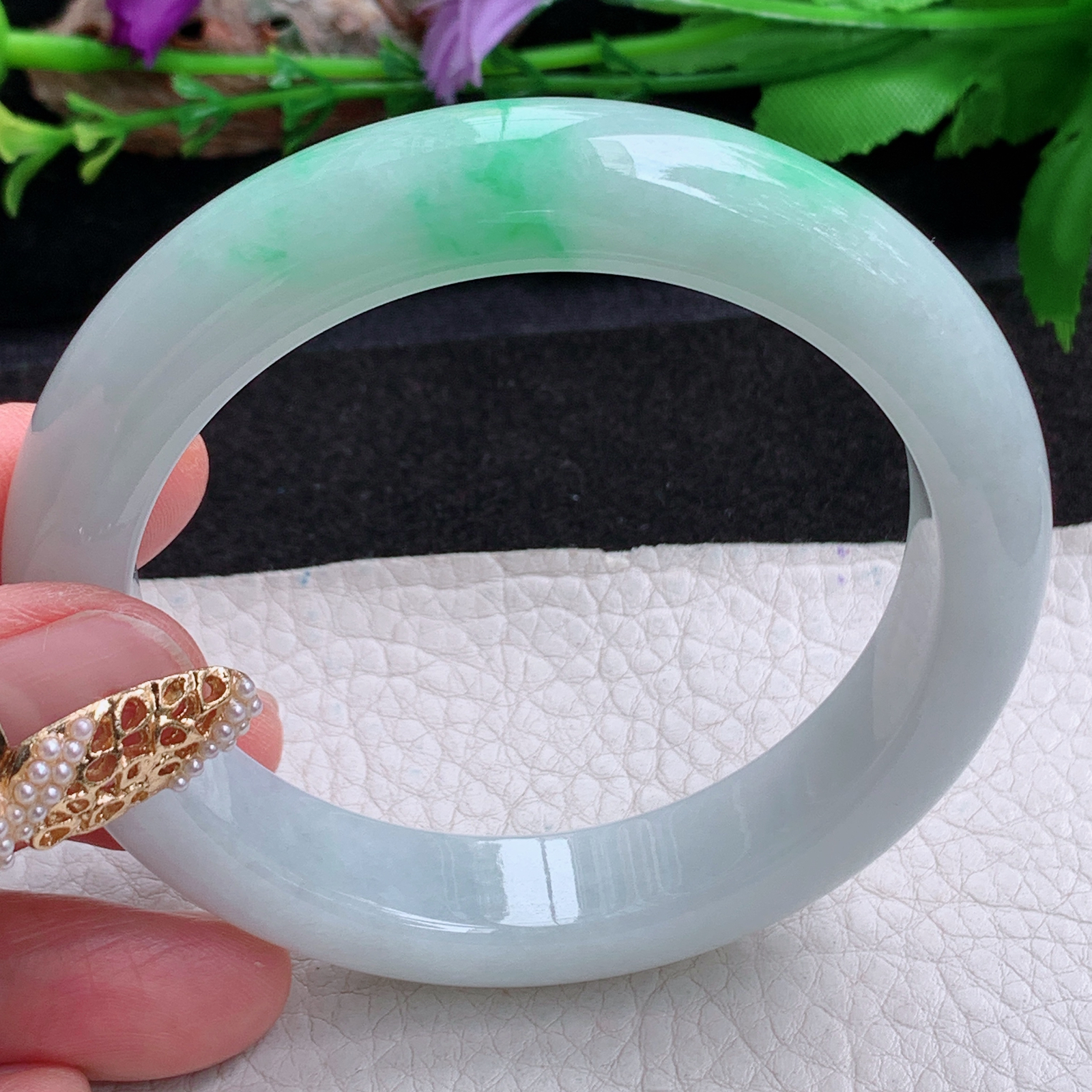 js实拍58.5*12.8*9平安镯 天然缅甸翡翠a货手镯白底青正圈玉镯子