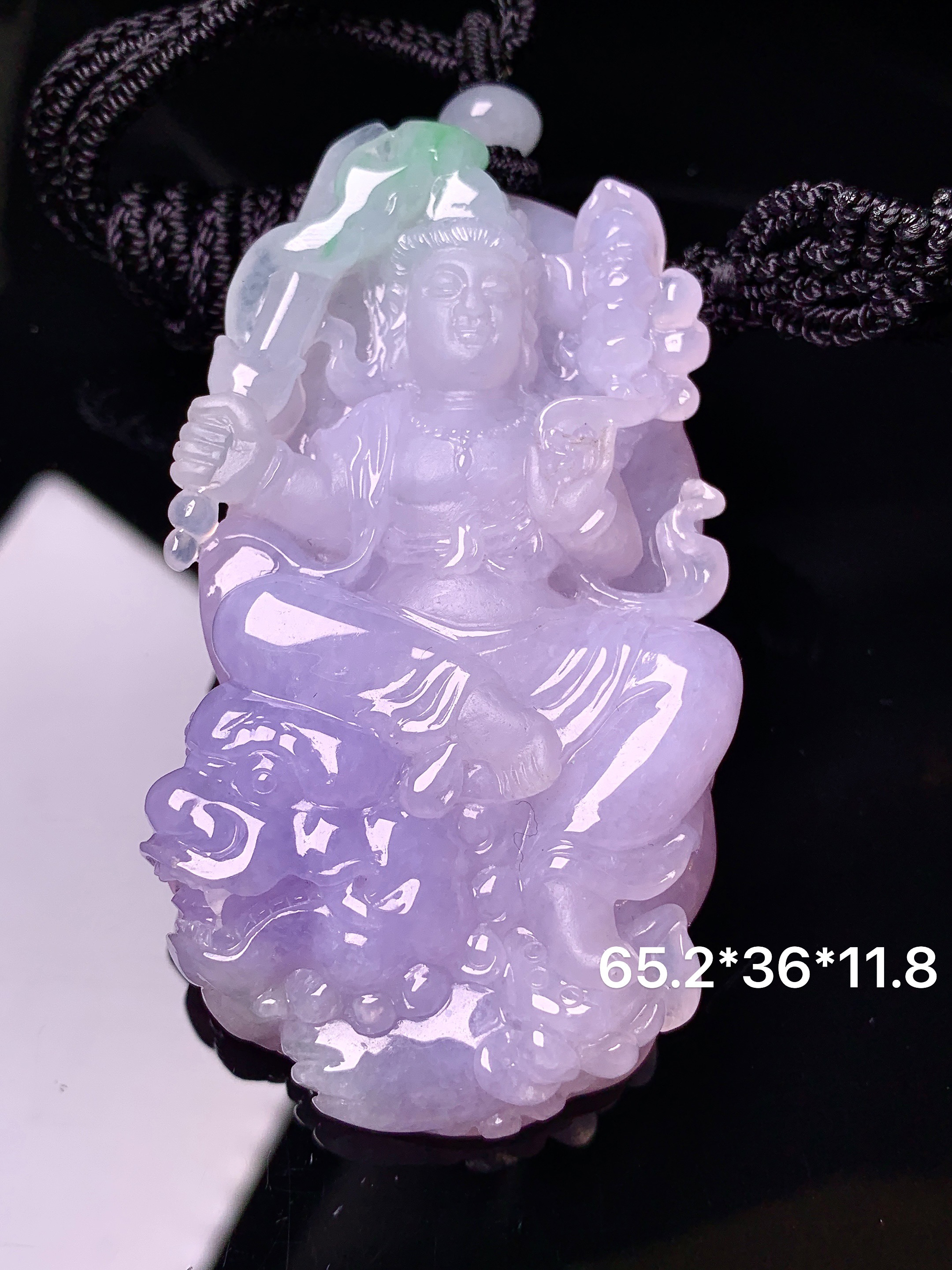 紫罗兰普贤观音菩萨吊坠 玉质细腻 色泽艳丽清新 水润亮眼 整体尺寸65.2*36*11.8w1