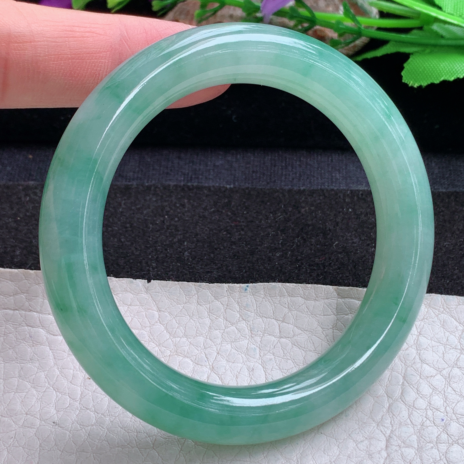 xc实拍54*10.8*10.2美人镯 天然缅甸翡翠a货手镯飘花圆条玉镯子