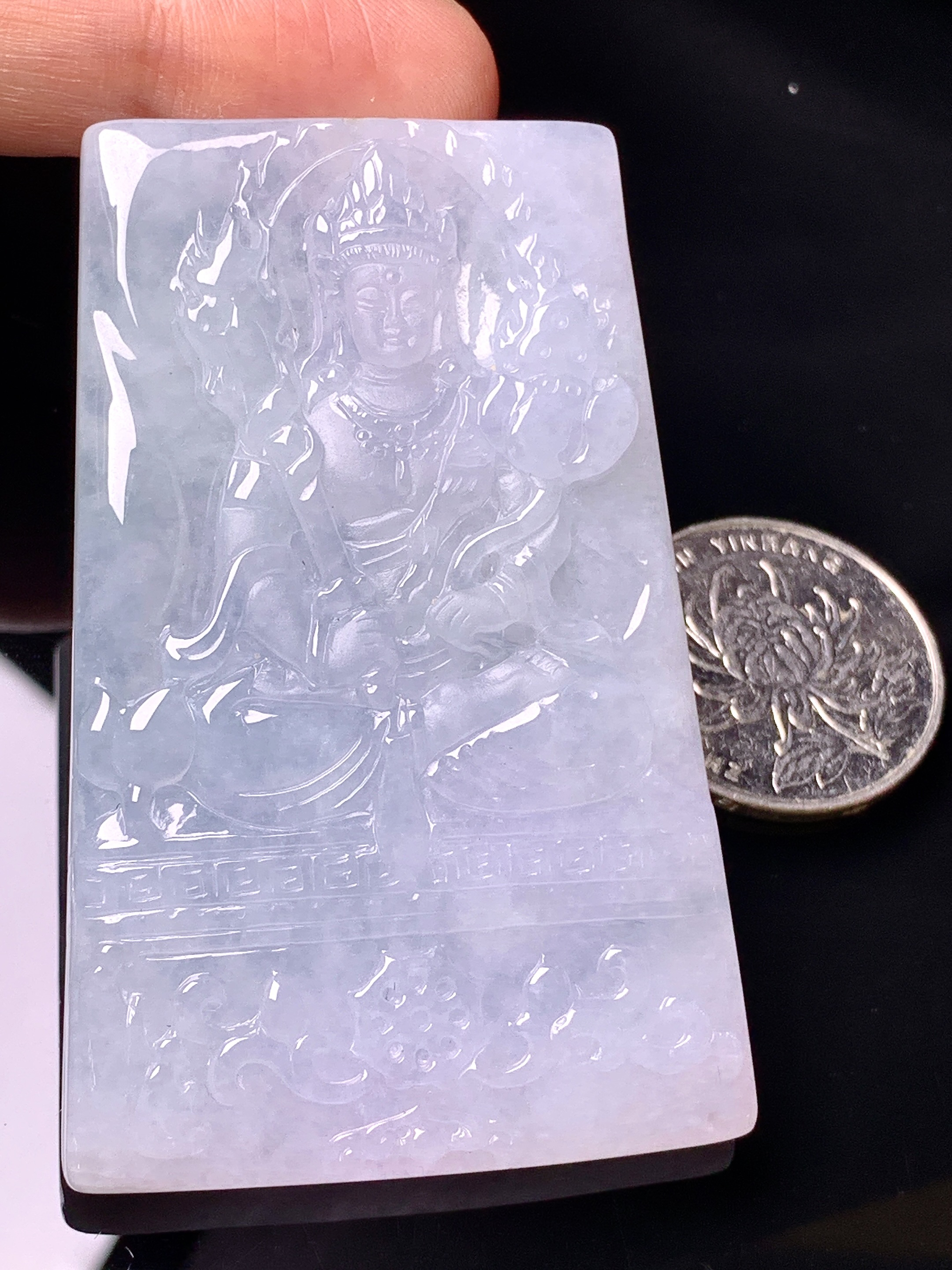 冰种度母观音菩萨吊坠 玉质细腻 色泽艳丽清新 水润亮眼 整体尺寸66.8*43*5.8d1