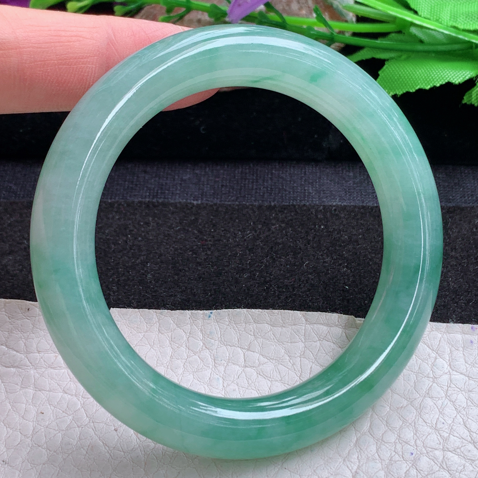 xc实拍54*10.8*10.2美人镯 天然缅甸翡翠a货手镯飘花圆条玉镯子