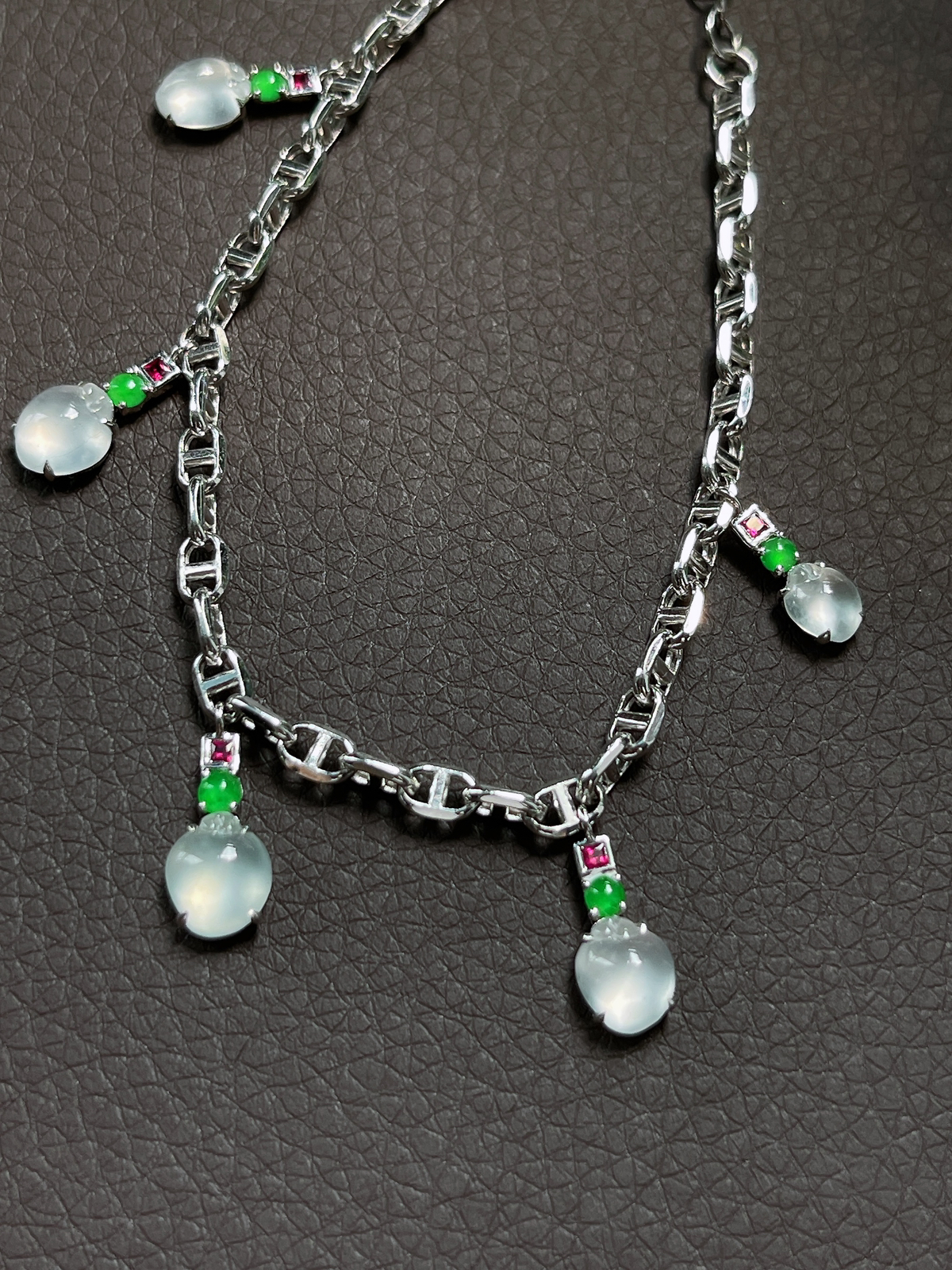 18k金翡翠白冰手链