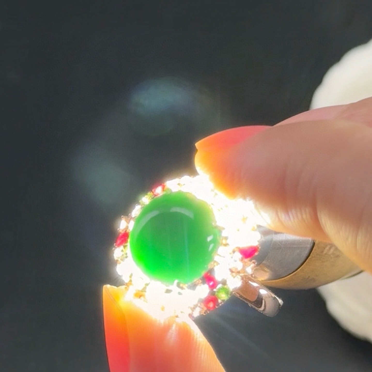 精品18k墨翠豪镶蛋面女戒 种好色正 黑度极好 打灯通透 油性十足 尺寸11.5