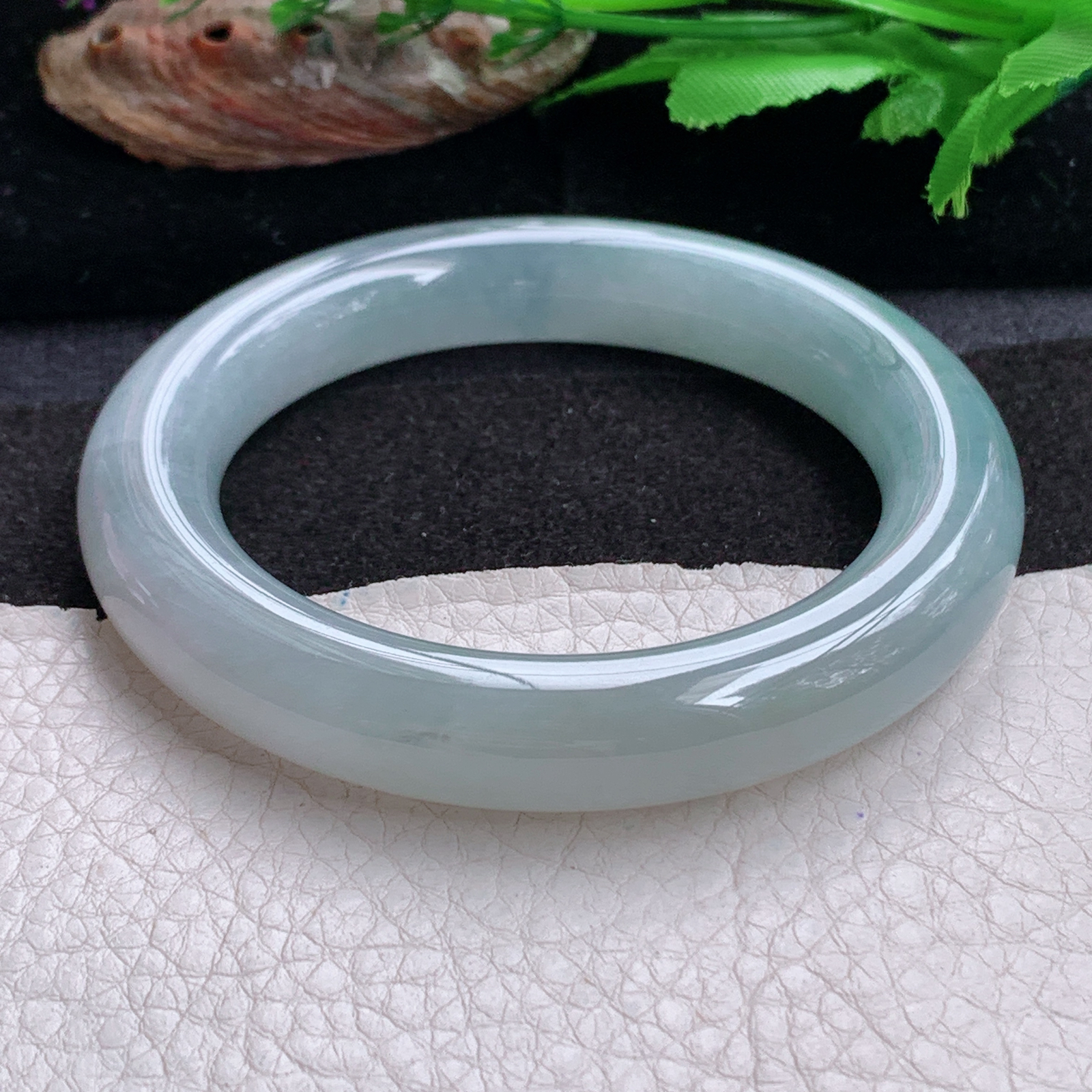 cc实拍55.5*11.6美人镯 天然缅甸翡翠a货手镯晴水圆条玉镯子