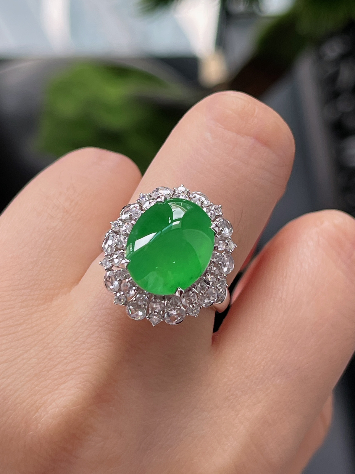 18k金 翡翠冰种满绿色戒指