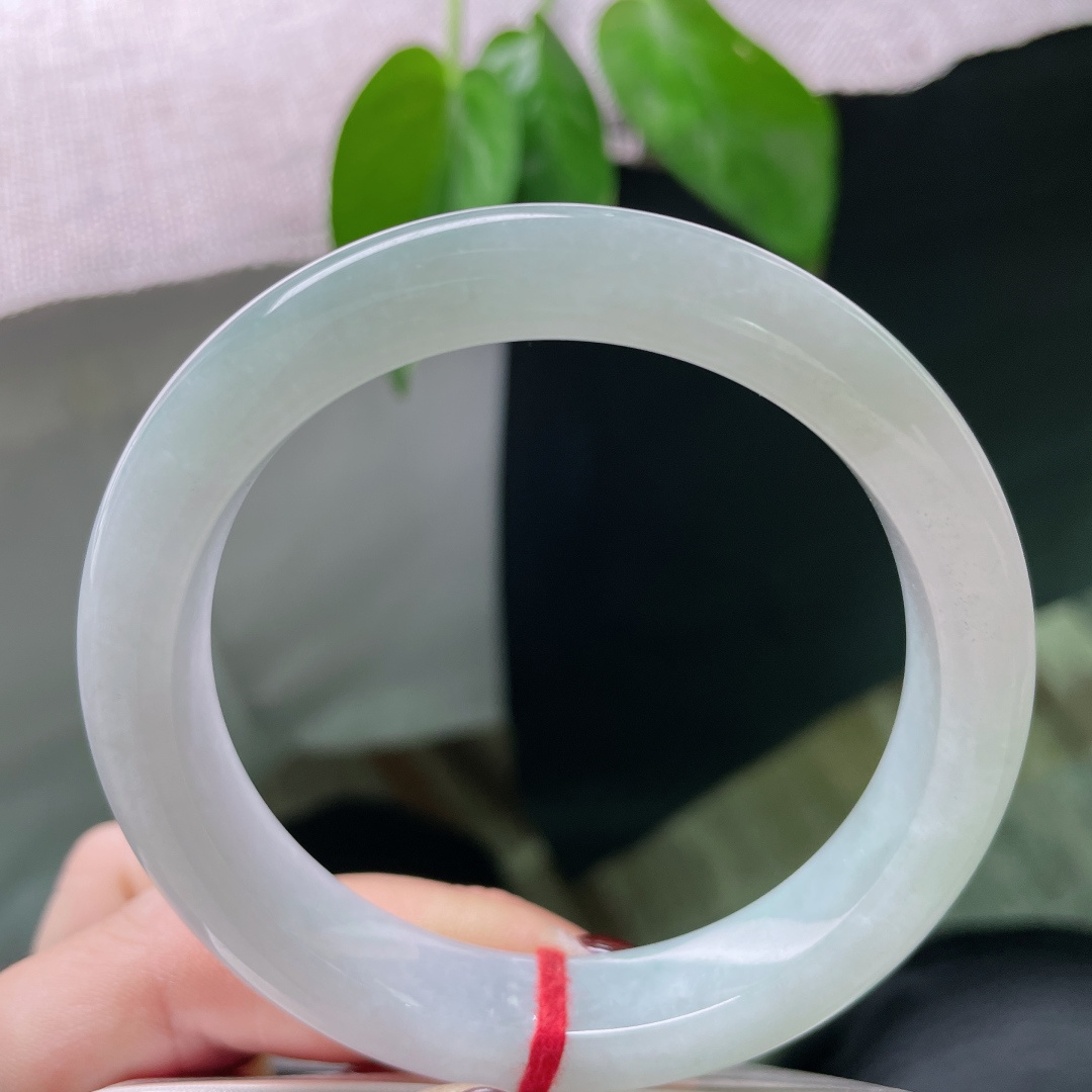 57.8/11.3/7.8，飘花正圈，水润，细腻，优雅，甜美，贵气，无裂，ss48130a