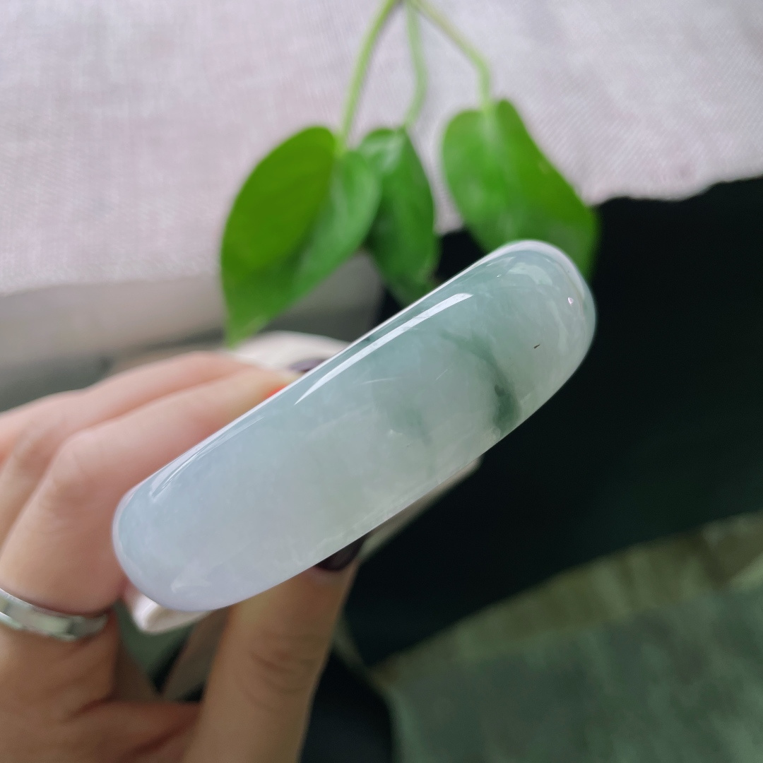 55.2/17.4/8.2紫罗兰正圈，飘花，一帘幽梦，般般入画。宽版，一点皮纹，ss50703a