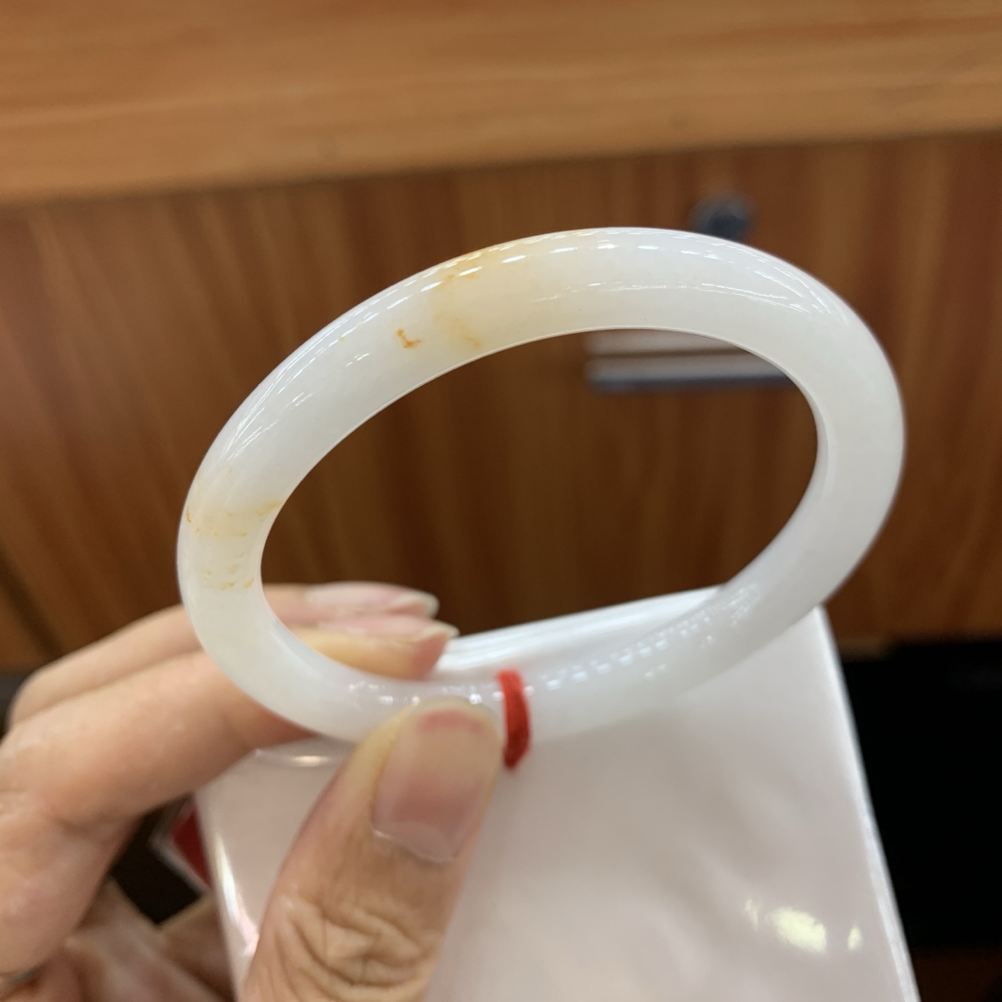 041401FN 飘黄翡小贵妃翡翠手镯 54-46.4-7.2-7