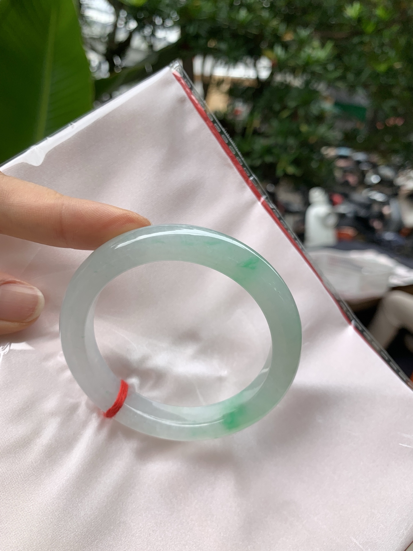 冰阳绿正圈：54.7-10-9冰阳绿，种水好，色阳