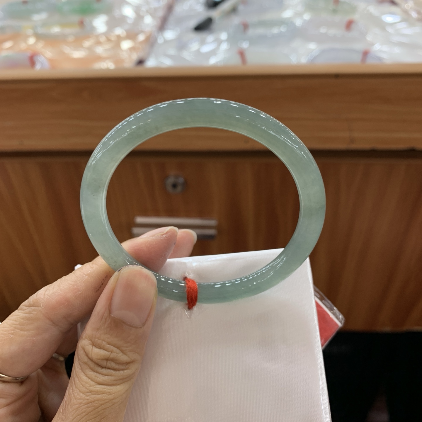 041001FN 蓝水圆条翡翠手镯 53.1-6-6.7