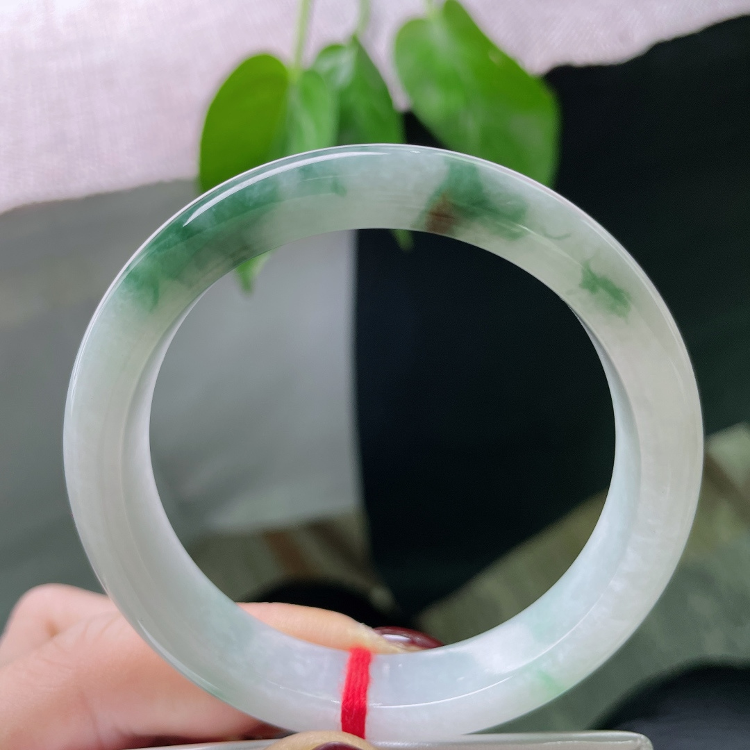 55.8/11.5/7.7飘花正圈，水润细腻，飘逸灵动，婉间风华，贵气，洒金，无裂，ss49365a