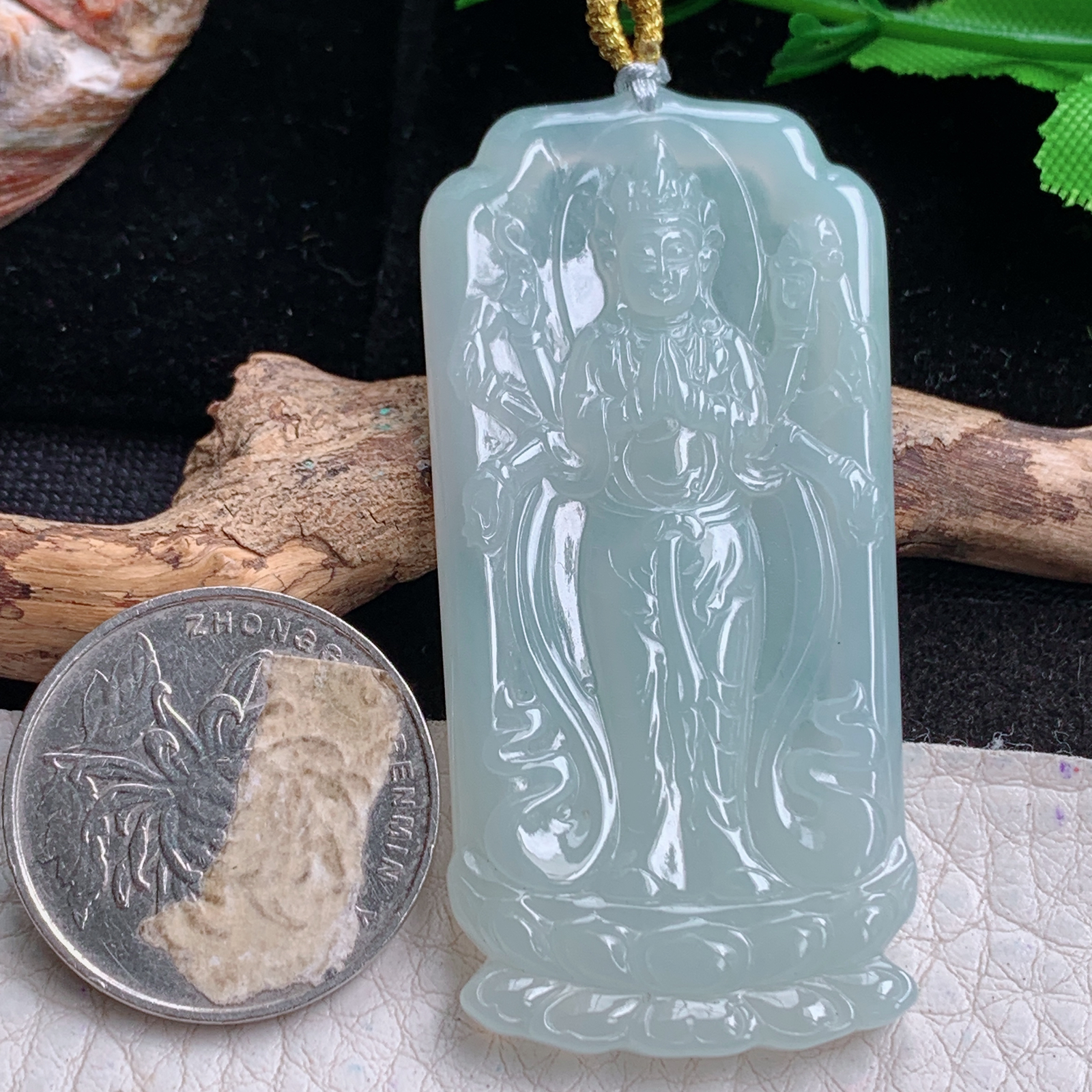 rp实拍57.6*28.3*5天然缅甸翡翠冰润千手观音 玉观音玉吊坠 玉挂件