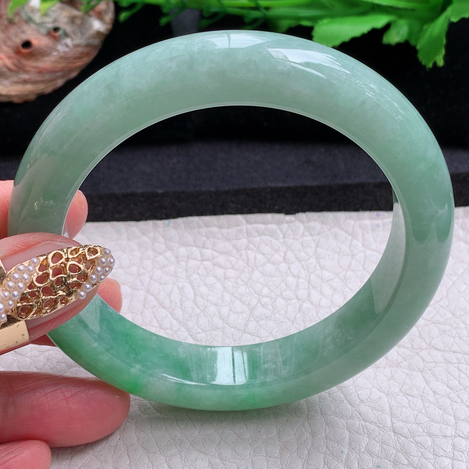 xc大圈口60*12.6*9.8平安镯 天然缅甸翡翠a货手辣绿厚装大气正圈玉镯子