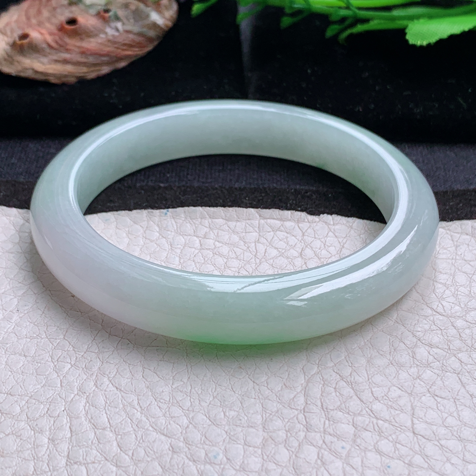 fx大圈口60*11*8.8平安镯 天然缅甸翡翠a货手镯飘绿正圈玉镯子