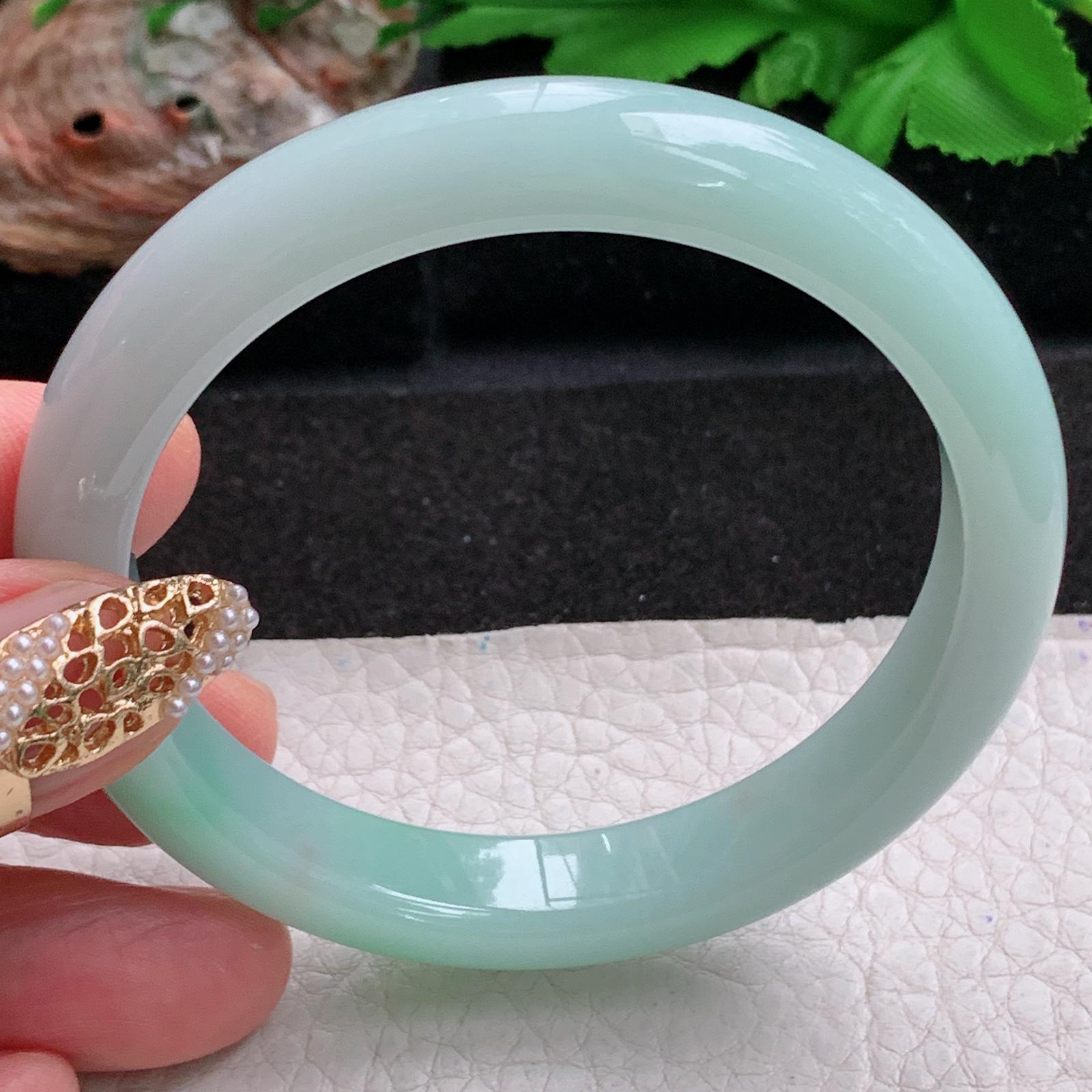 js大圈口63*12.5*7平安镯 天然缅甸翡翠a货手镯飘绿大气正圈玉镯子