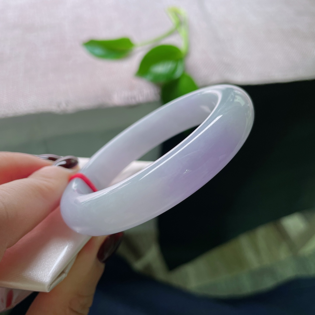 53.7/12.2/8.9，正圈，肉质细腻干净，像山涧清晨的风，带着露水与紫藤花的味道。指甲纹，ss49063a