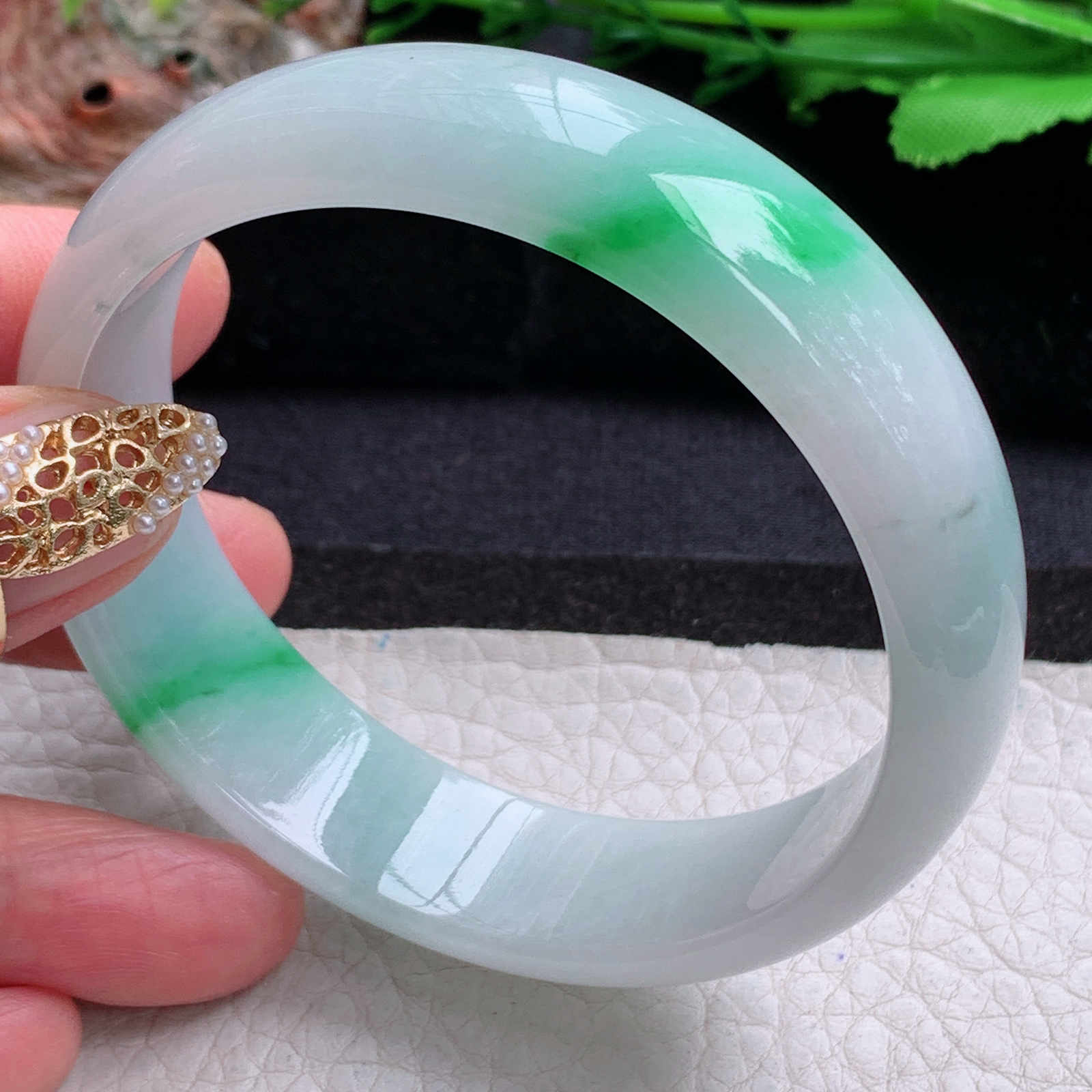 xc白底青款58.5*16.3*6.5轮胎镯 天然缅甸翡翠a货手镯飘绿大气正圈玉镯子