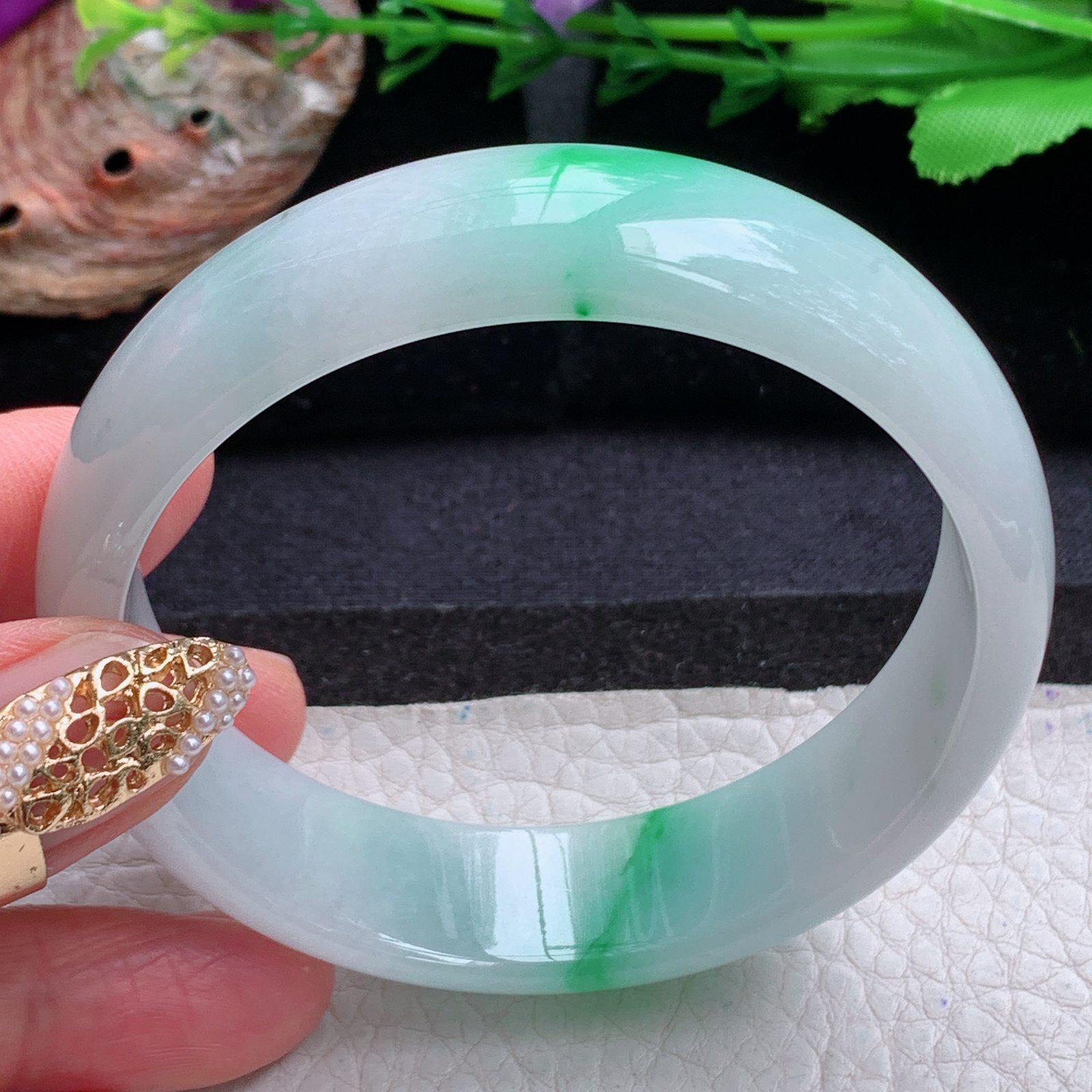 xc白底青款58.5*16.3*6.5轮胎镯 天然缅甸翡翠a货手镯飘绿大气正圈玉镯子