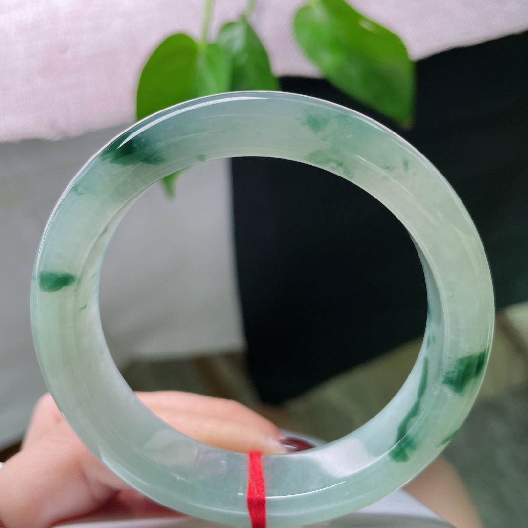 56.8/13.4/8.7飘花正圈，无裂，ss51064a