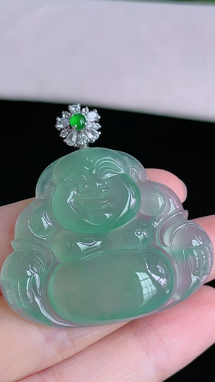 【翡翠名称】老坑种冰晴绿大佛公翡翠吊坠
【翡翠尺寸】裸石41/33/5.4mm
【翡翠描述】宝贝种老