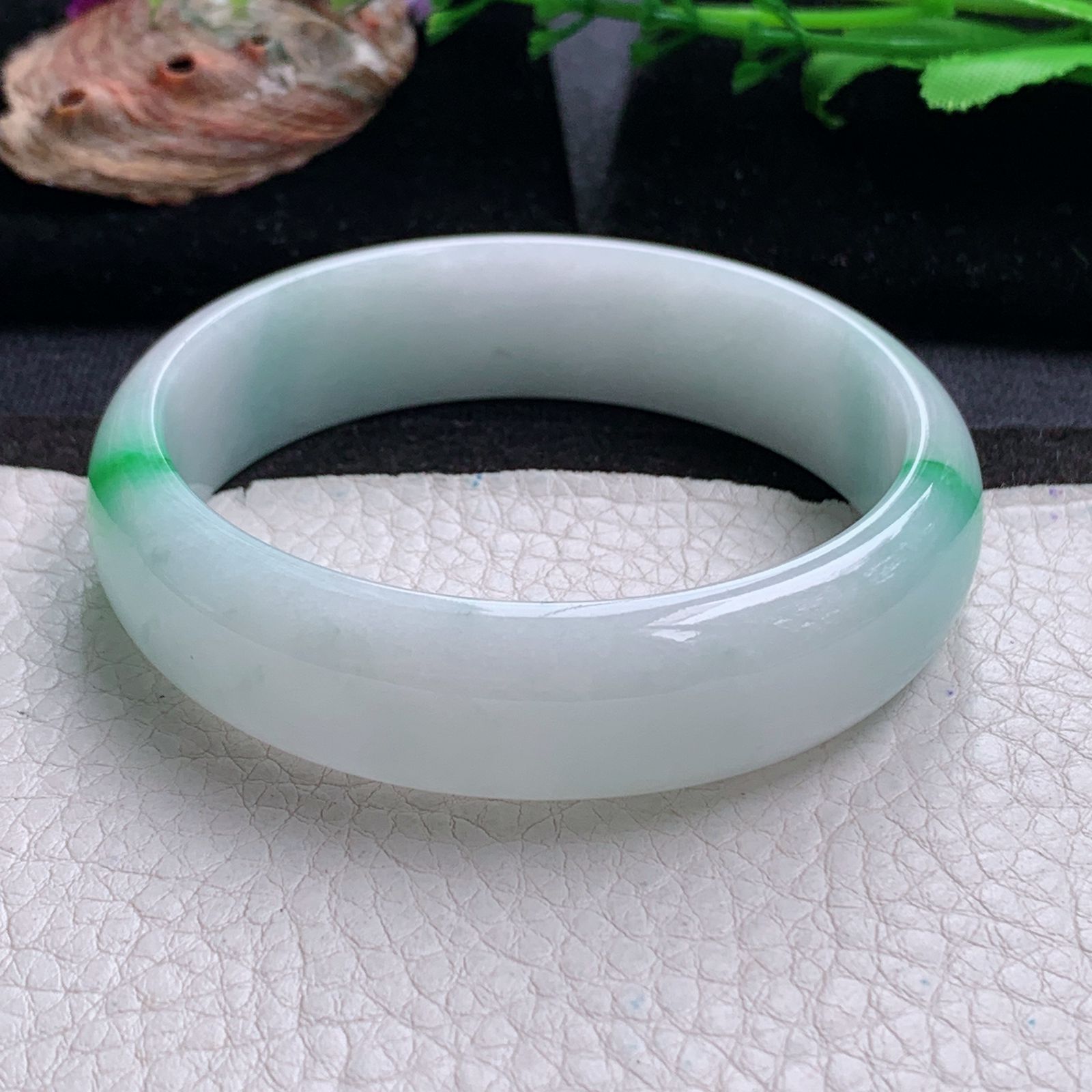 xc白底青款58.5*16.3*6.5轮胎镯 天然缅甸翡翠a货手镯飘绿大气正圈玉镯子