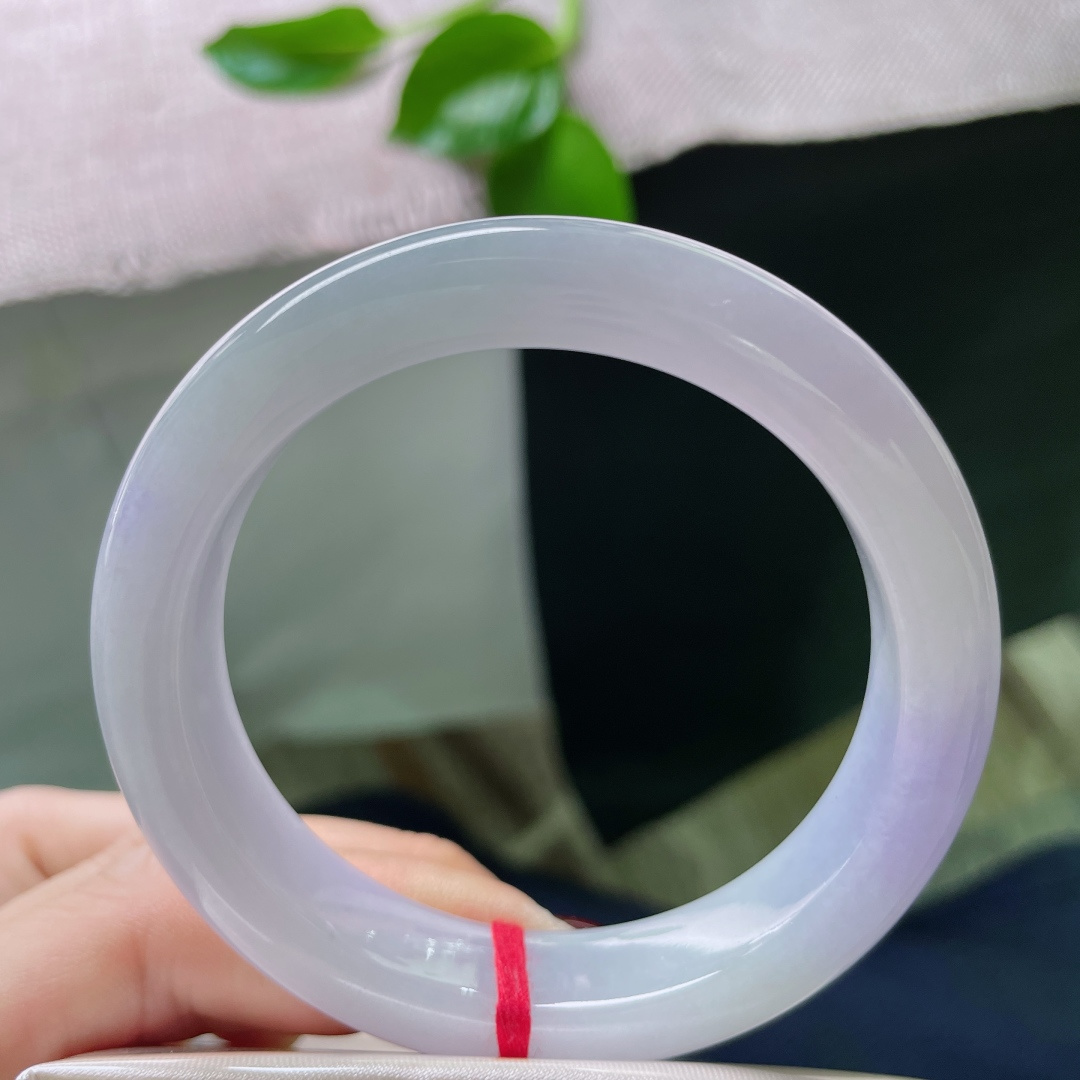 53.7/12.2/8.9，正圈，肉质细腻干净，像山涧清晨的风，带着露水与紫藤花的味道。指甲纹，ss49063a