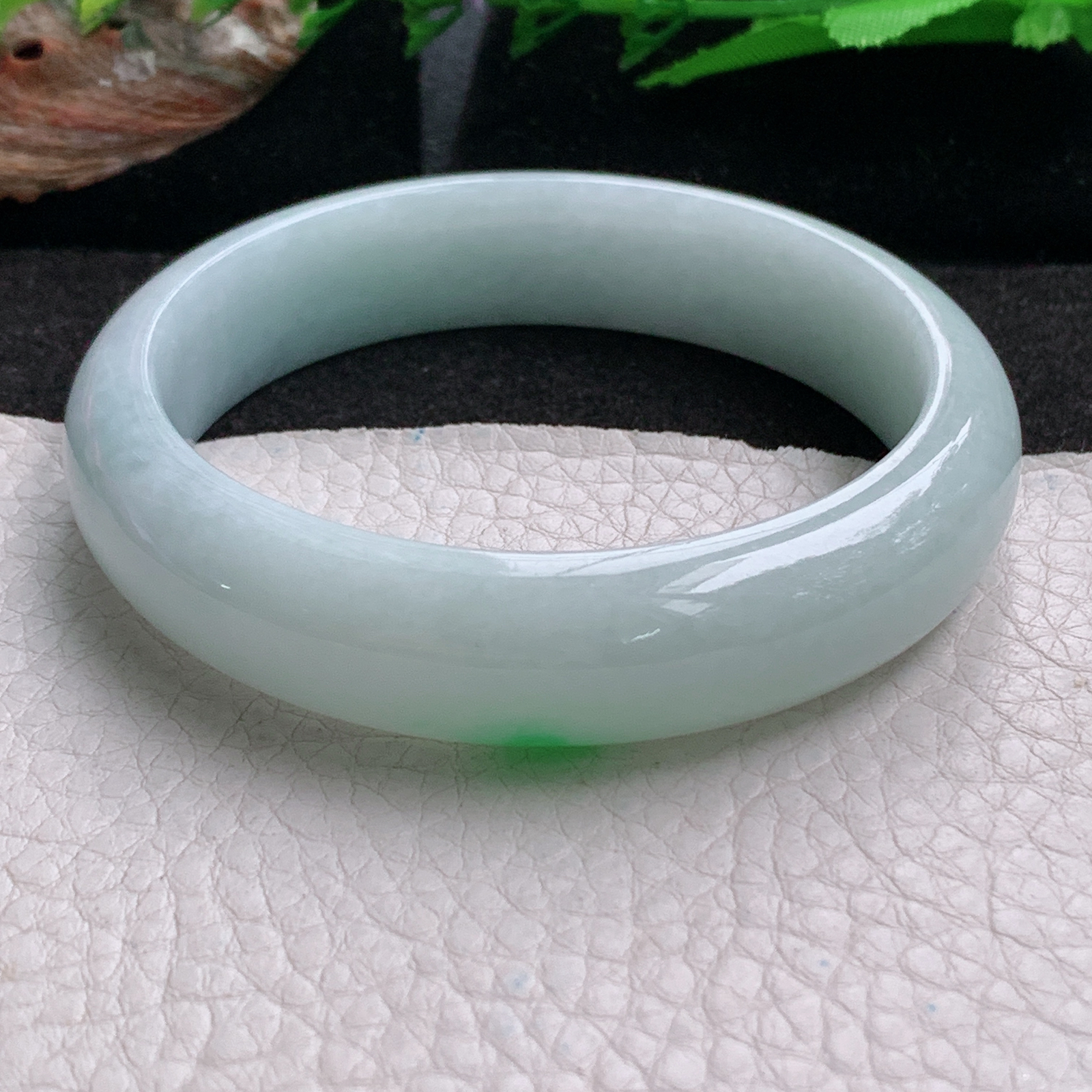 js白底青款59*14.3*8.2平安镯 天然缅甸翡翠a货手镯飘绿大气正圈玉镯子