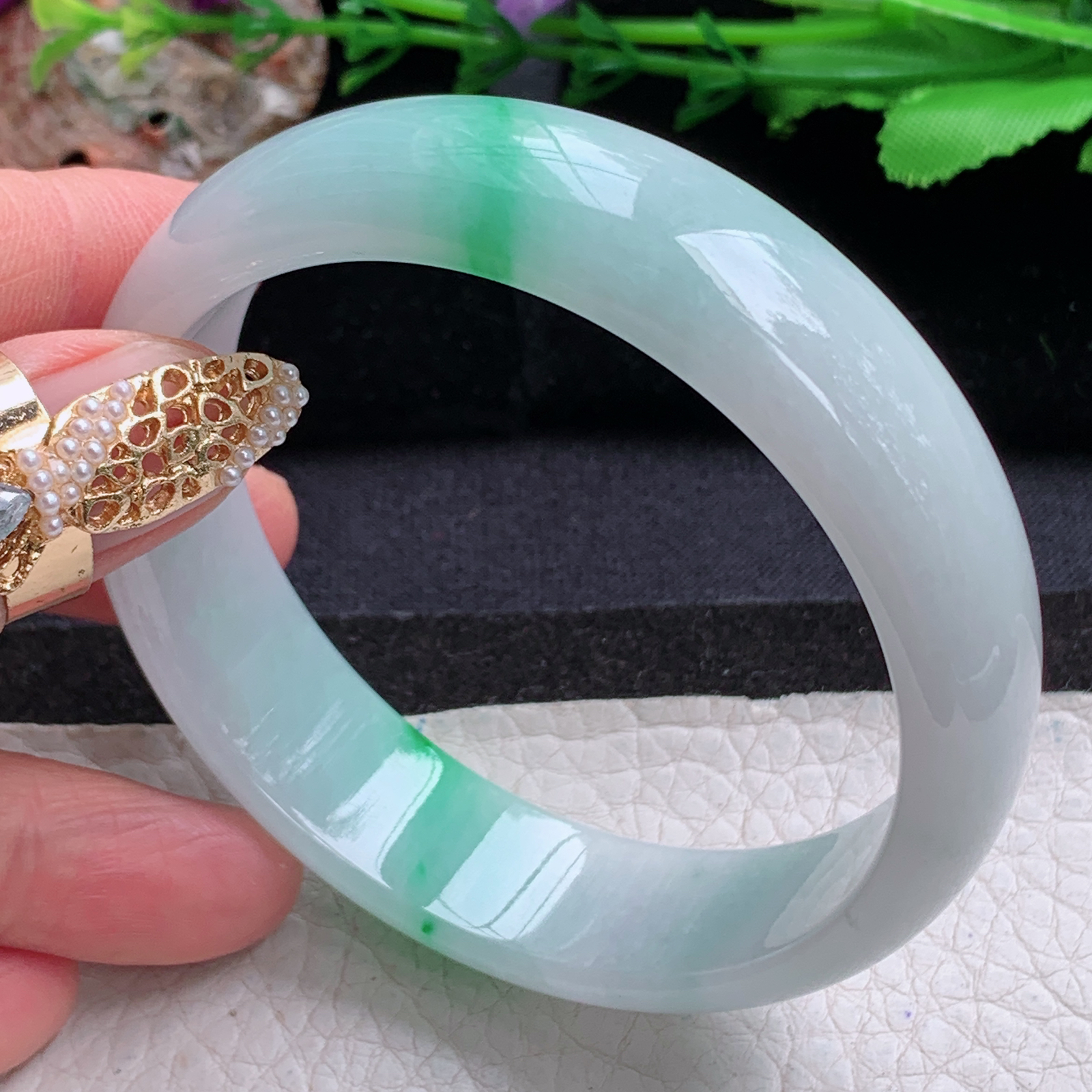 xc白底青款58.5*16.3*6.5轮胎镯 天然缅甸翡翠a货手镯飘绿大气正圈玉镯子