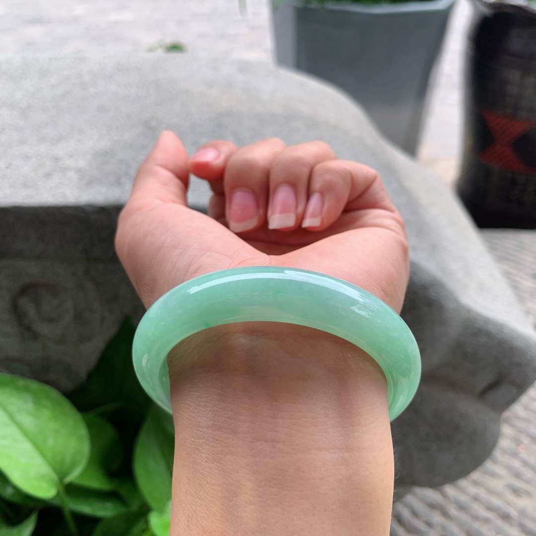 圈口 55.4-12.4-8.4【果阳绿正圈手镯】正圈55 56可戴