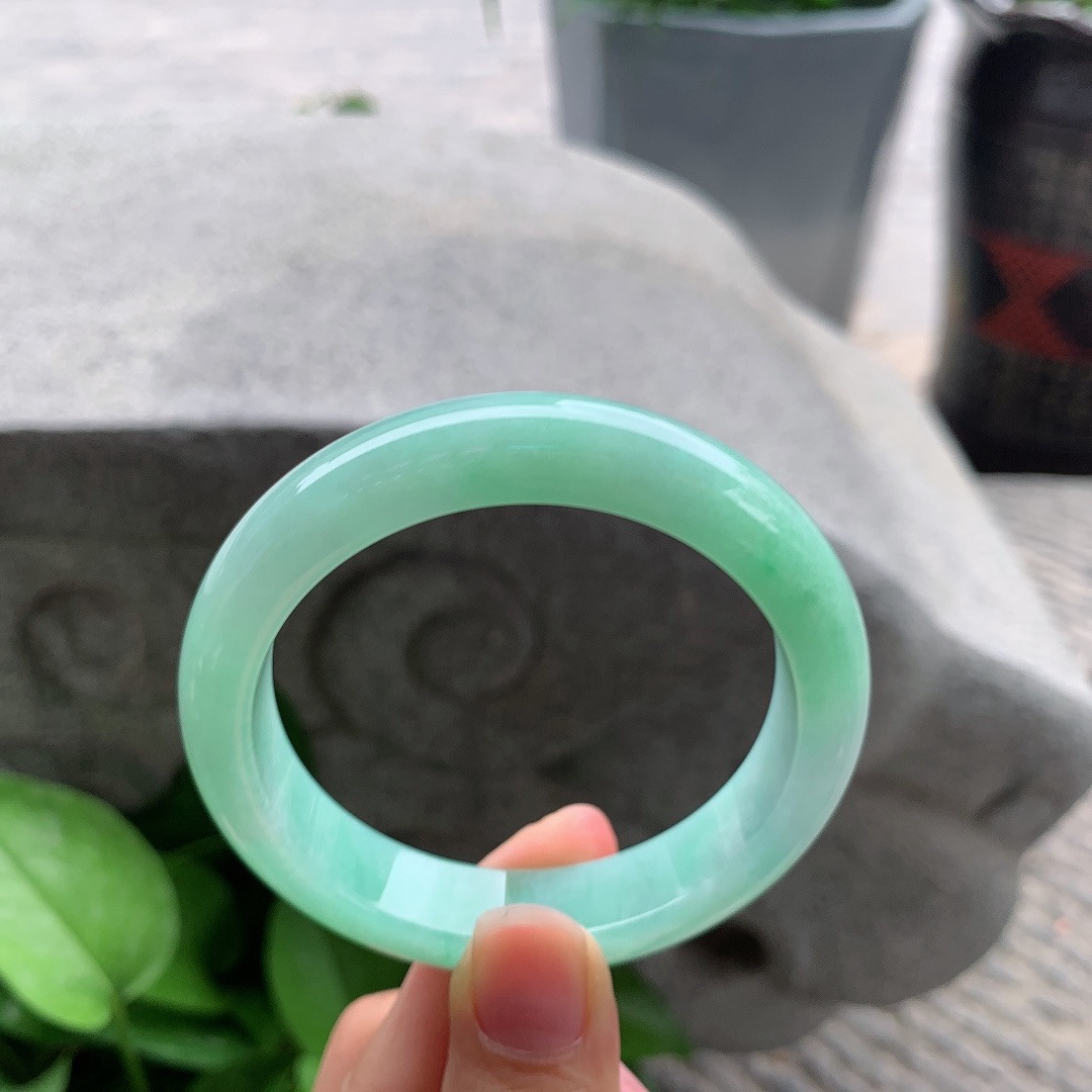 圈口 55.4-12.4-8.4【果阳绿正圈手镯】正圈55 56可戴