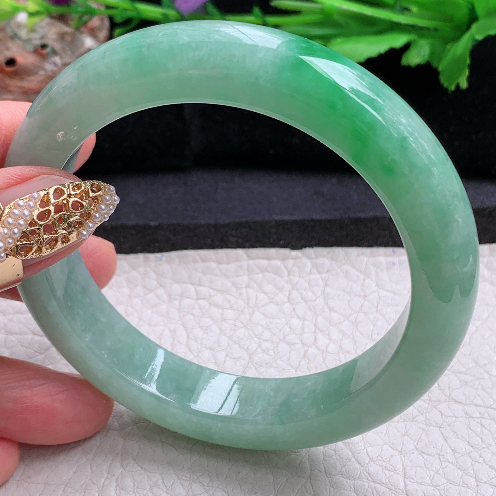xc大圈口60*12.6*9.8平安镯 天然缅甸翡翠a货手辣绿厚装大气正圈玉镯子