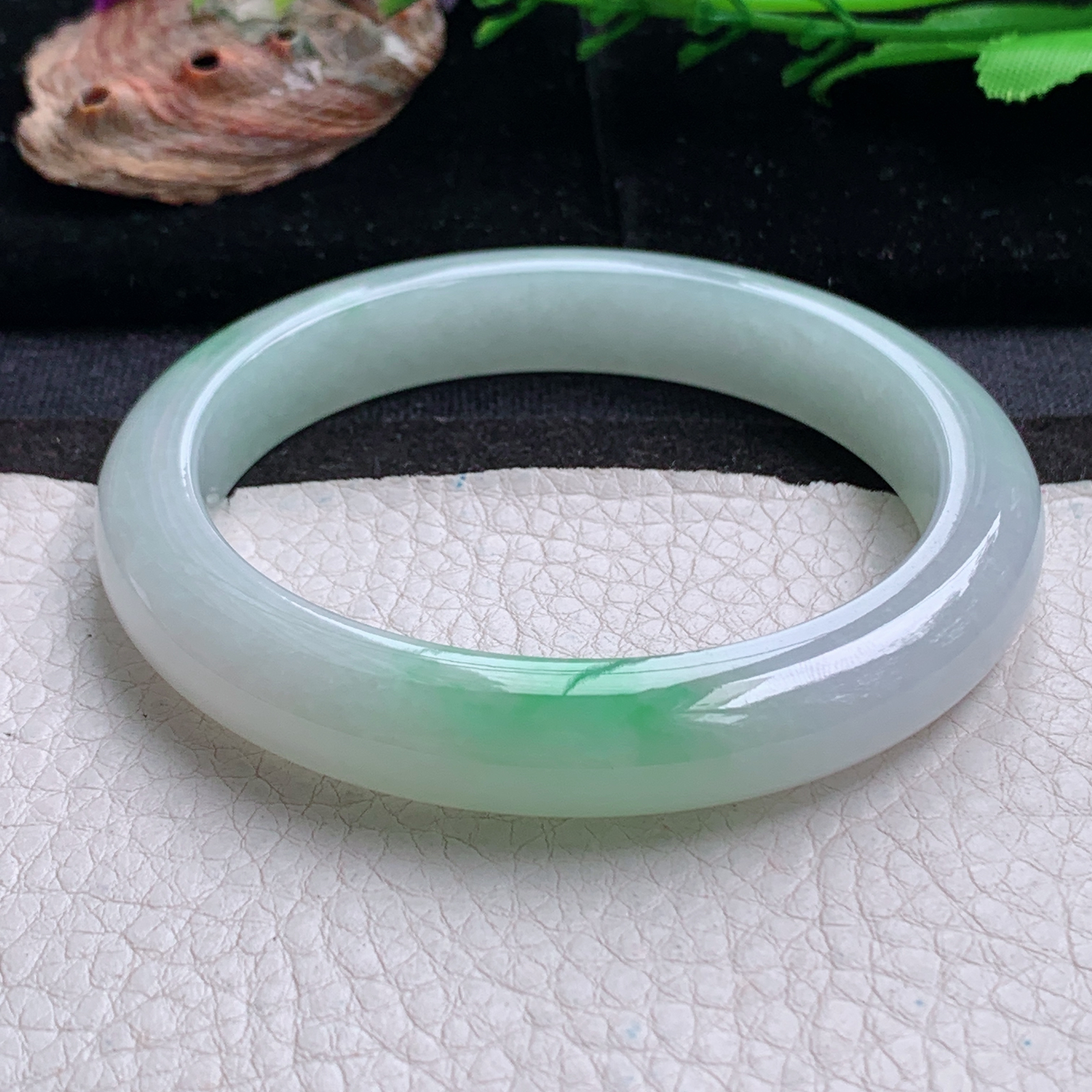 fx大圈口60*11*8.8平安镯 天然缅甸翡翠a货手镯飘绿正圈玉镯子