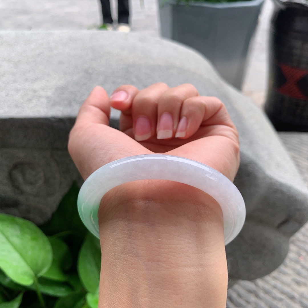 圈口54.5-9.7 【飘绿圆条手镯】圆条54 56可戴