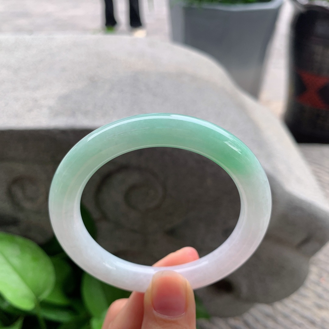 圈口54.5-9.7 【飘绿圆条手镯】圆条54 56可戴